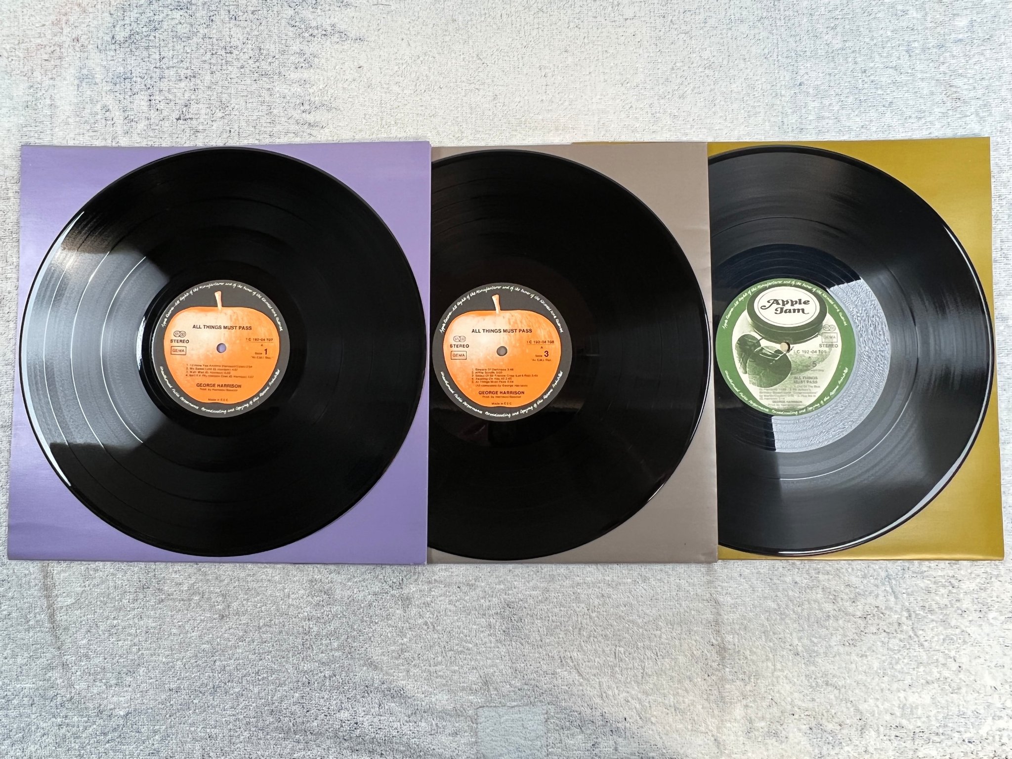 Omslagsbild för skivan GEORGE HARRISON all things must pass 3xLP BOX Ger APPLE 1C 092-04707