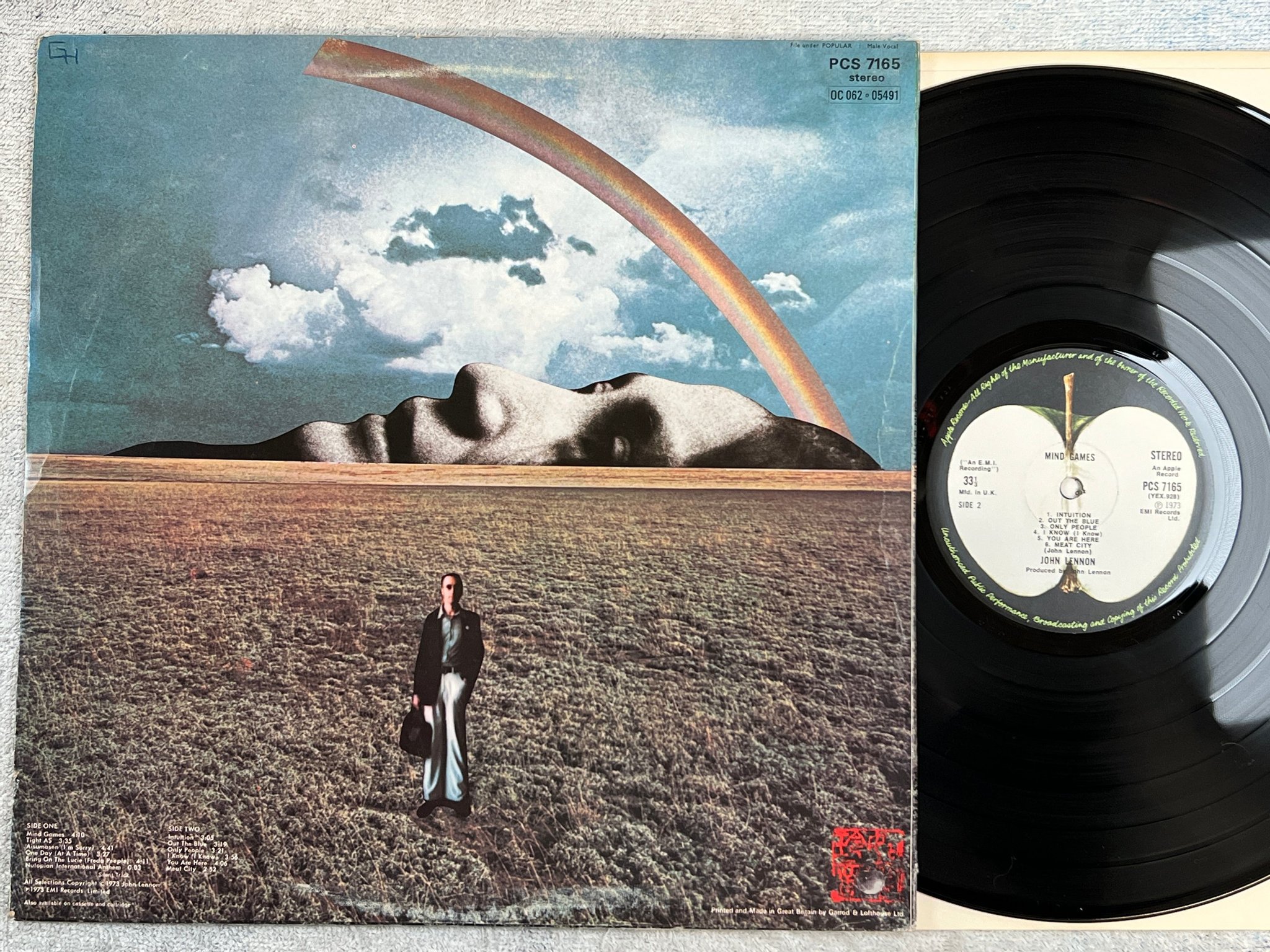 Omslagsbild för skivan JOHN LENNON mind games LP -73 UK APPLE PCS 7165
