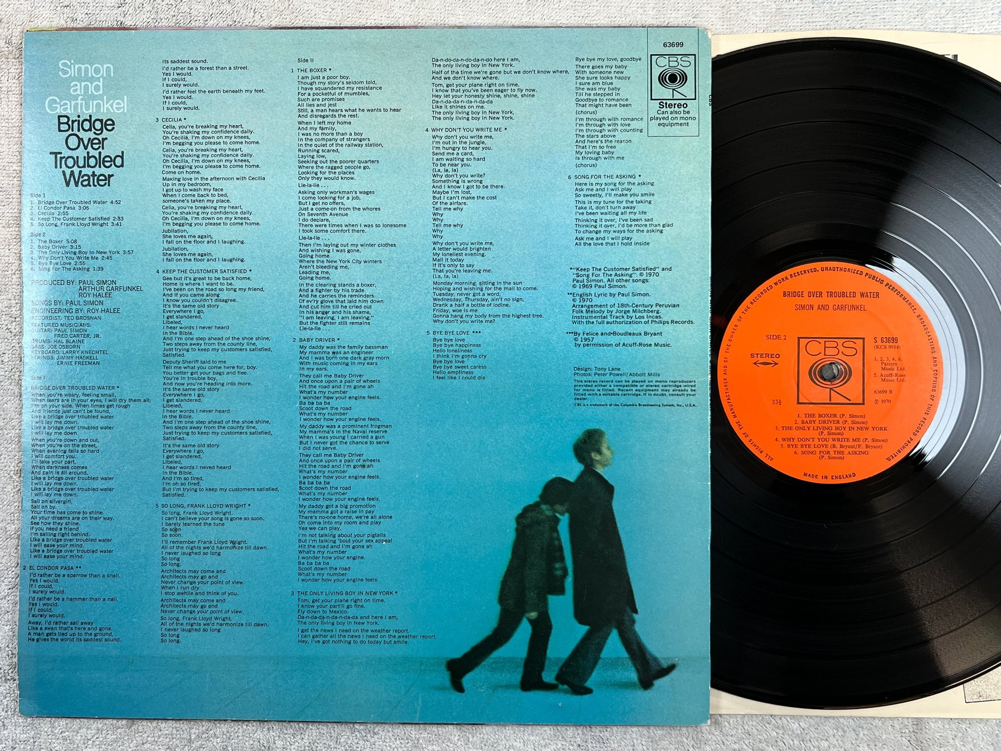 Omslagsbild för skivan SIMON AND GARFUNKEL bridge over troubled water LP -70 UK CBS S 63699