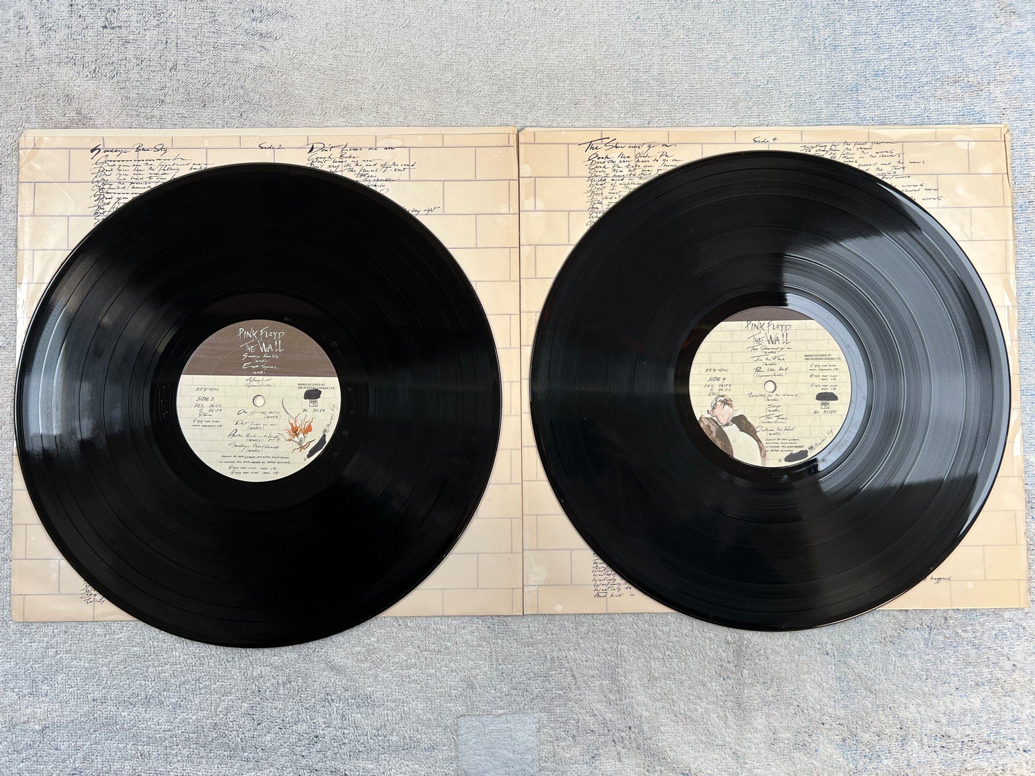 Omslagsbild för skivan PINK FLOYD the wall 2xLP -79 Can COLUMBIA BL 36185