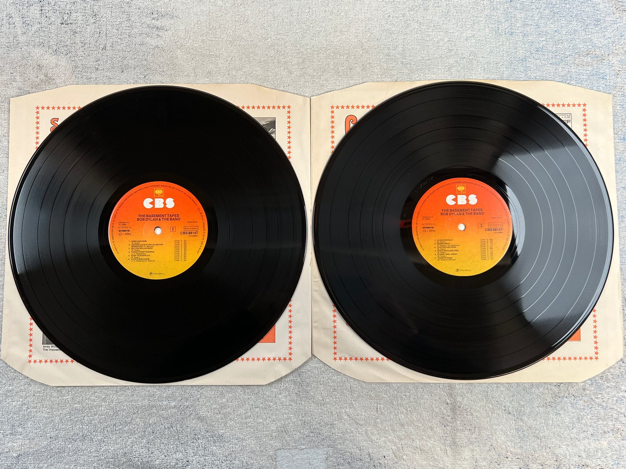 Omslagsbild för skivan BOB DYLAN & THE BAND the basement tapes 2xLP -75 Hol CBS 88147