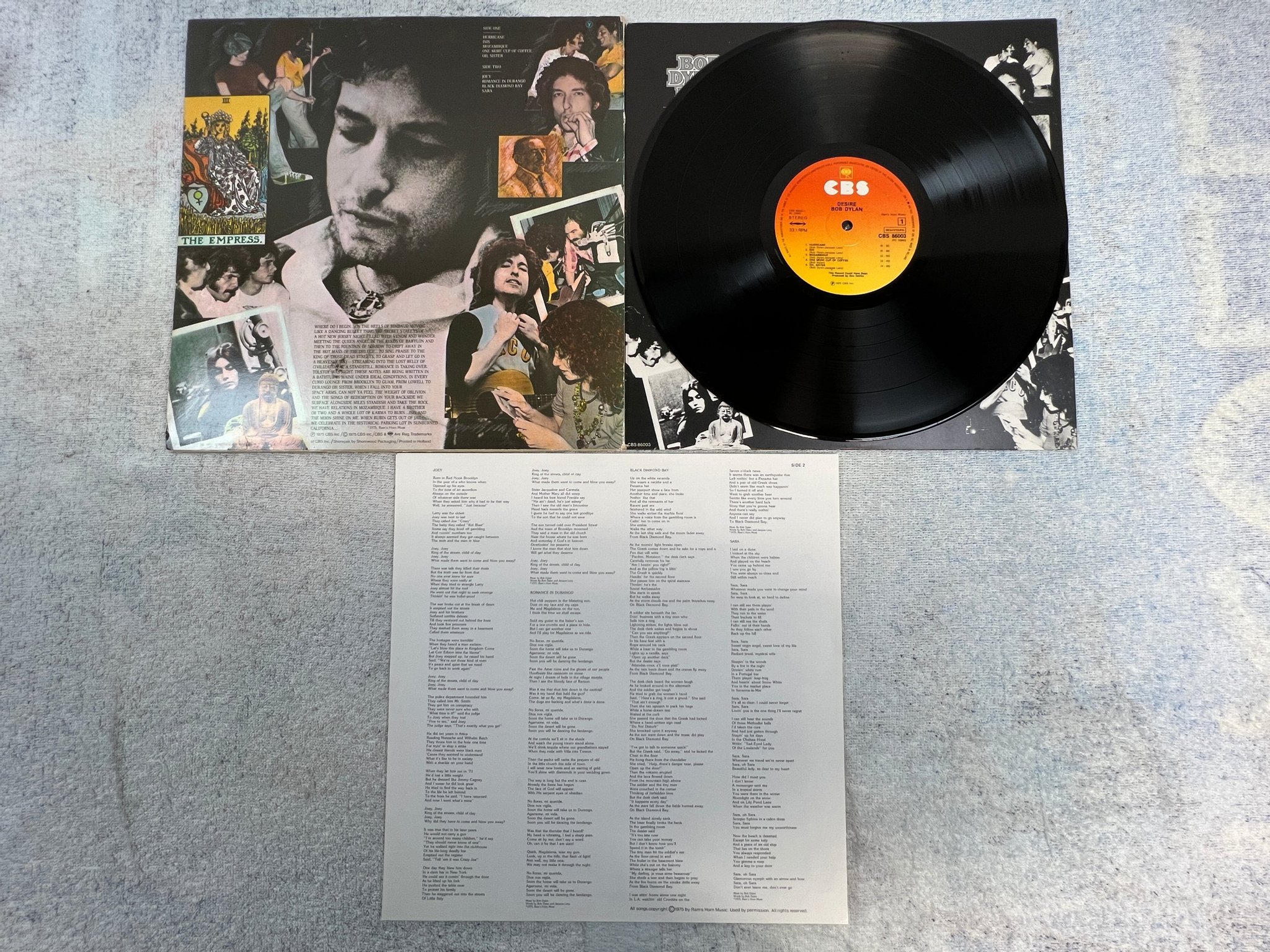 Omslagsbild för skivan BOB DYLAN desire LP -75 Hol CBS 86003 