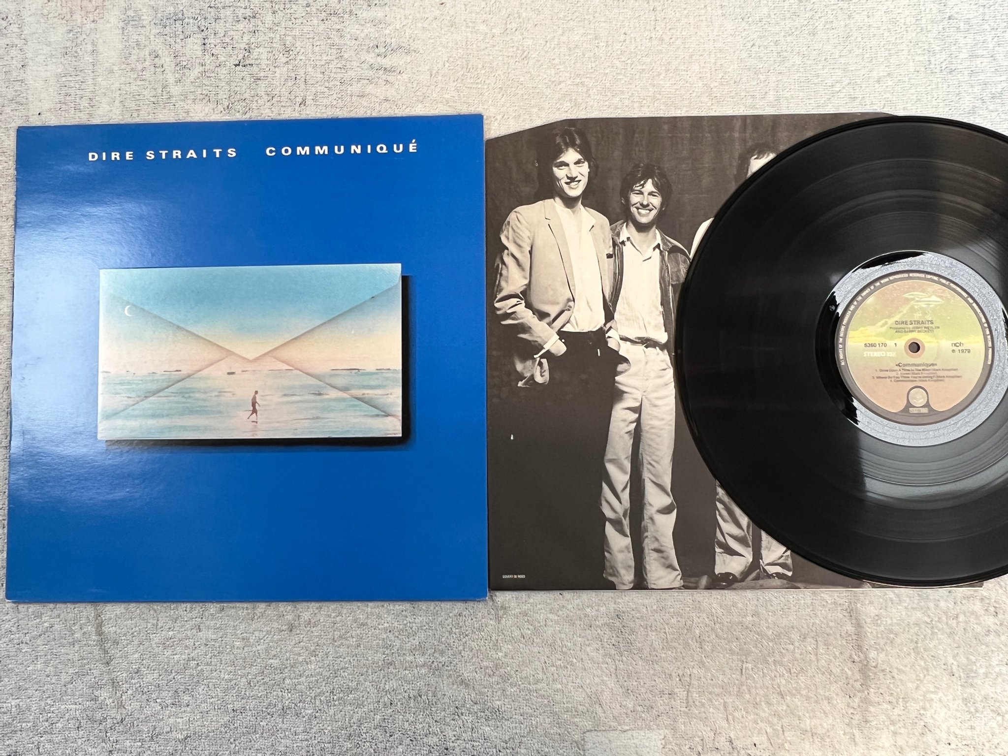 Omslagsbild för skivan DIRE STRAITS communique LP -79 ncb VERTIGO 6360170 