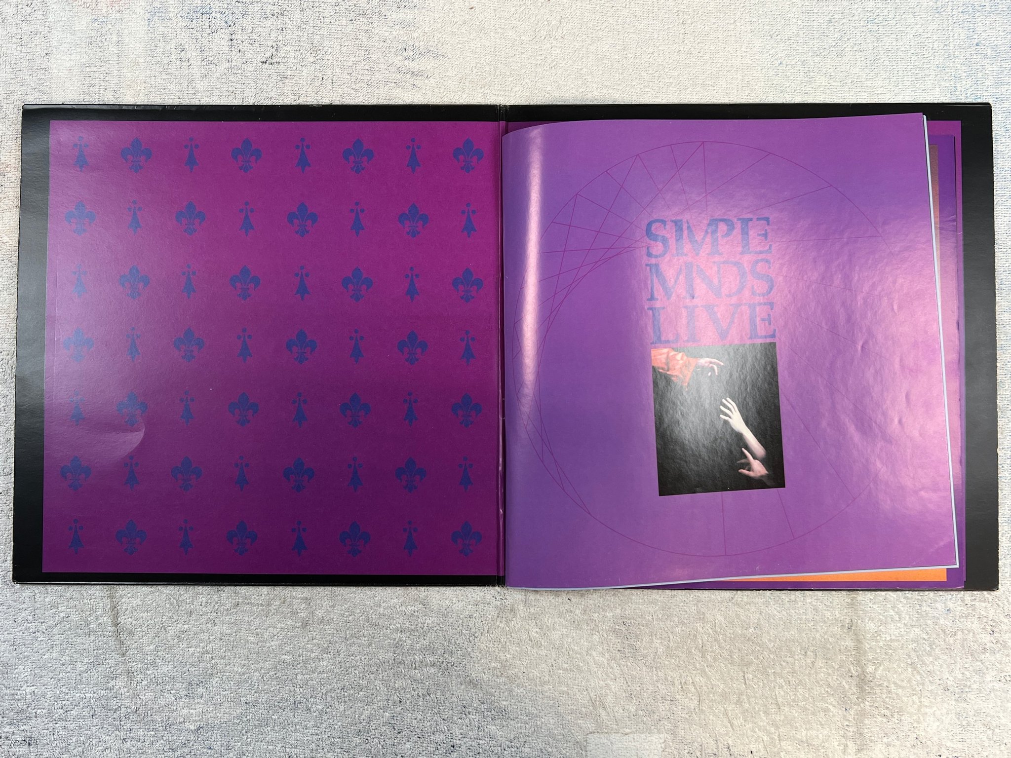 Omslagsbild för skivan SIMPLE MINDS live - in the city of light 2xLP -87 VIRGIN 303069