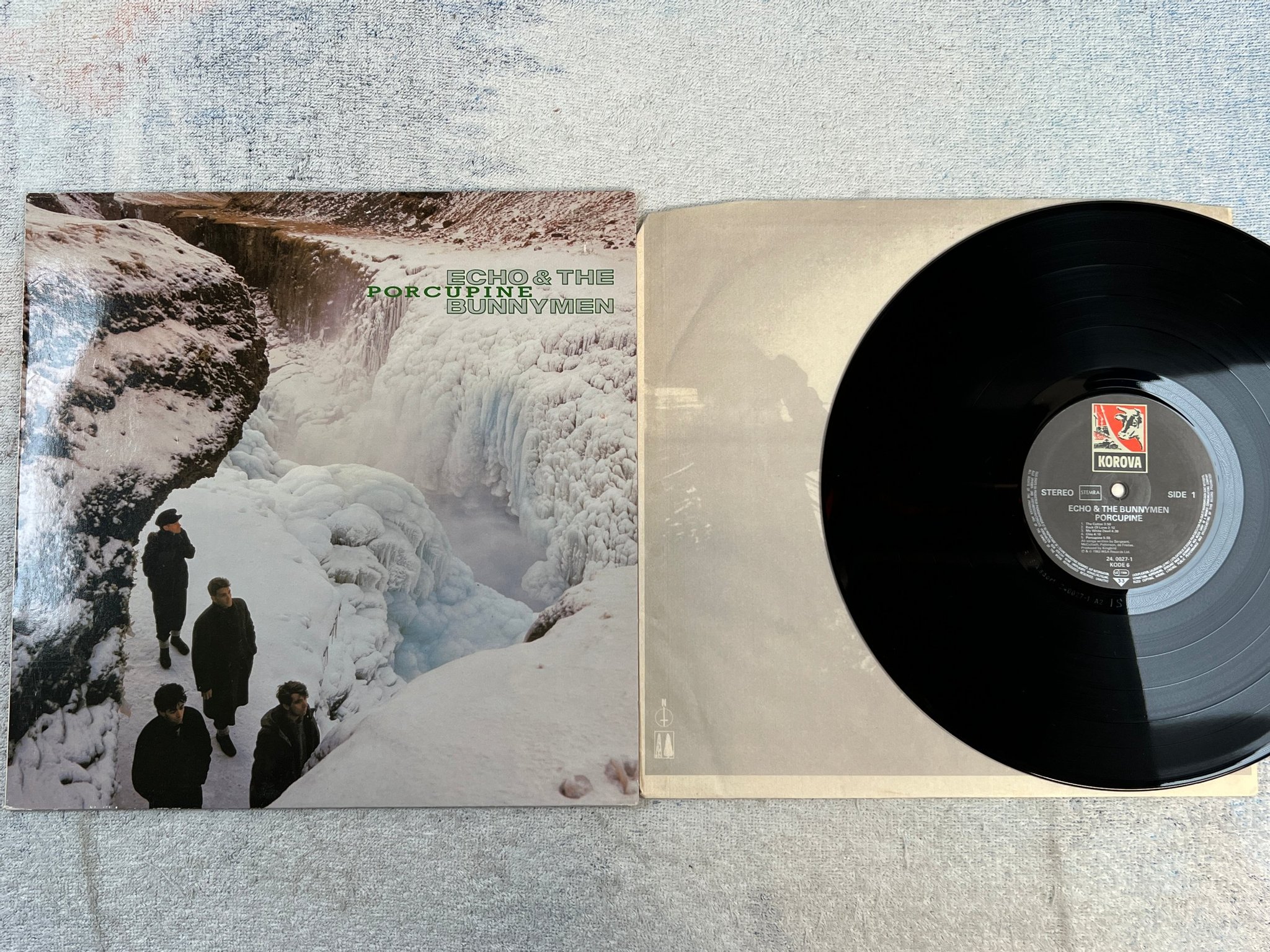 Omslagsbild för skivan ECHO AND THE BUNNYMEN porcupine LP -83 Hol KORORVA 240027-158175
