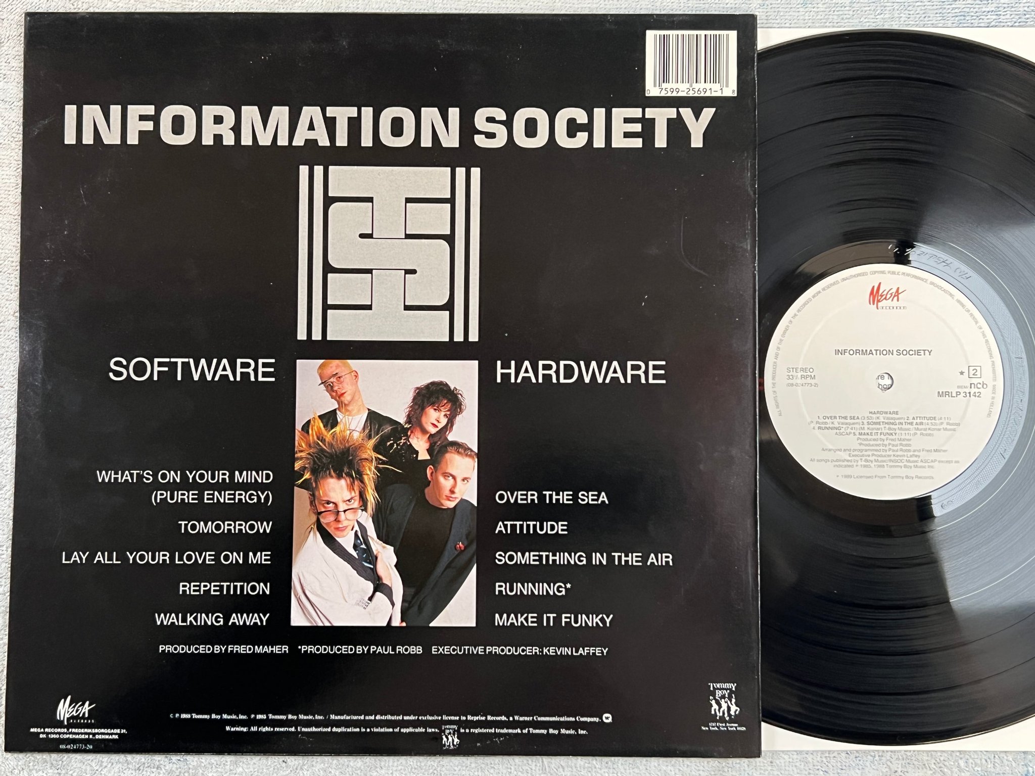 Omslagsbild för skivan INFORMATION SOCIETY s/t LP -89 ncb MEGA MRLP 3142