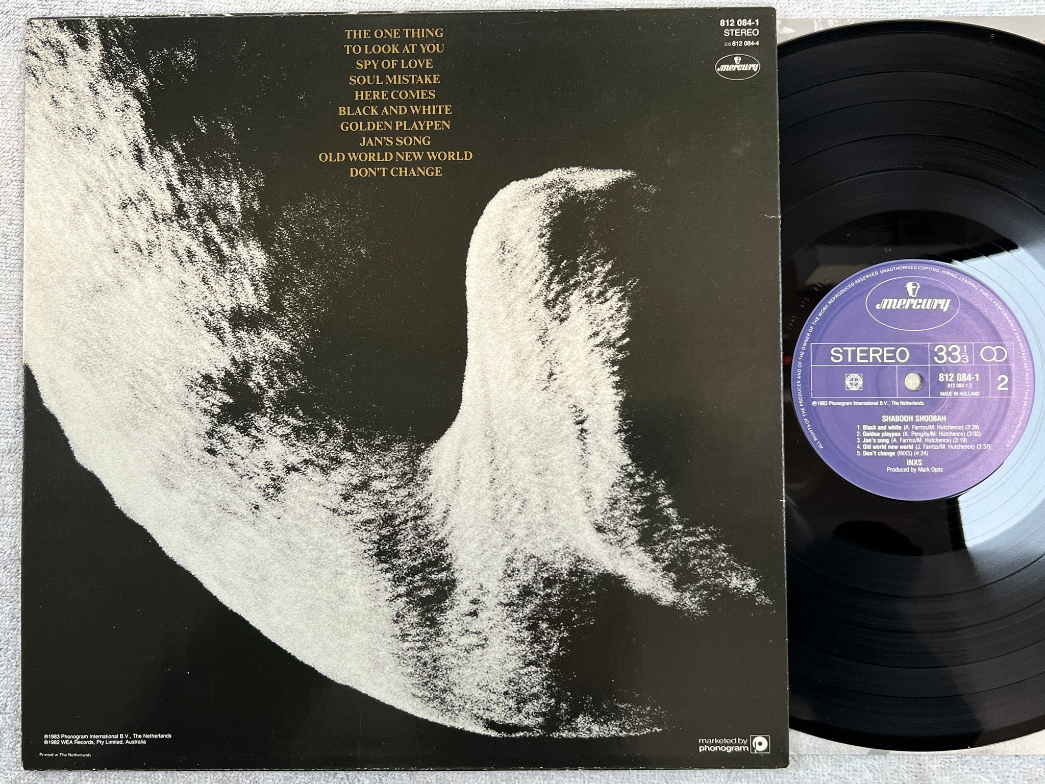 Omslagsbild för skivan INXS Shabooh Shoobah LP -83 MERCURY 812 084-1