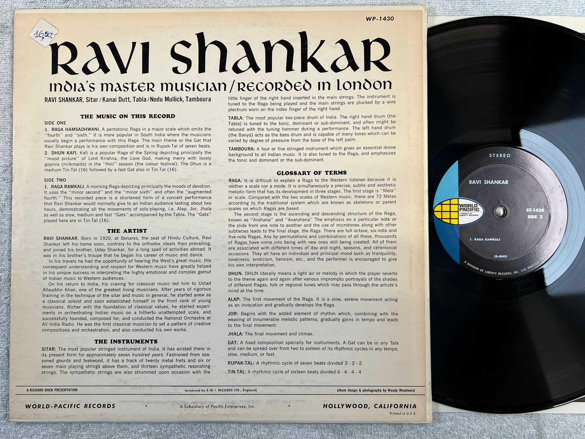 Omslagsbild för skivan RAVI SHANKAR recorded in London LP US WORLD PACIFIC ST-1430
