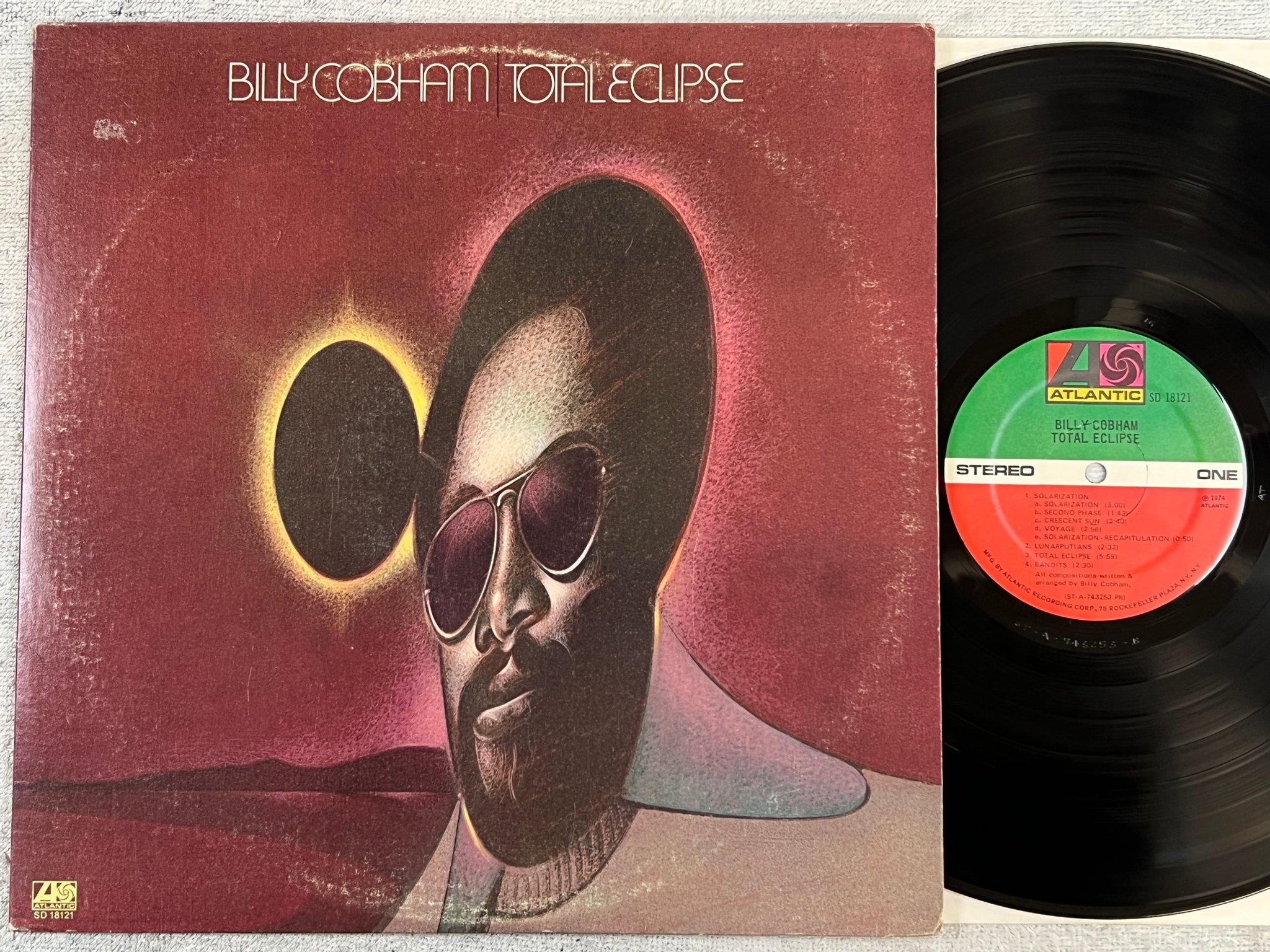 Omslagsbild för skivan BILLY COBHAM total eclipse LP -74 US ATLANTIC SD 18121