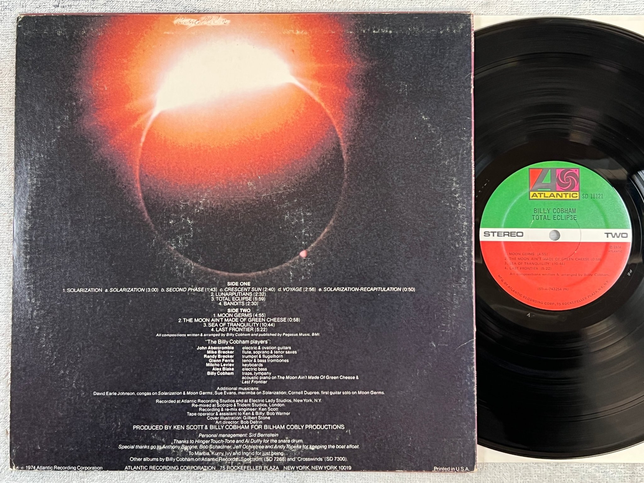Omslagsbild för skivan BILLY COBHAM total eclipse LP -74 US ATLANTIC SD 18121