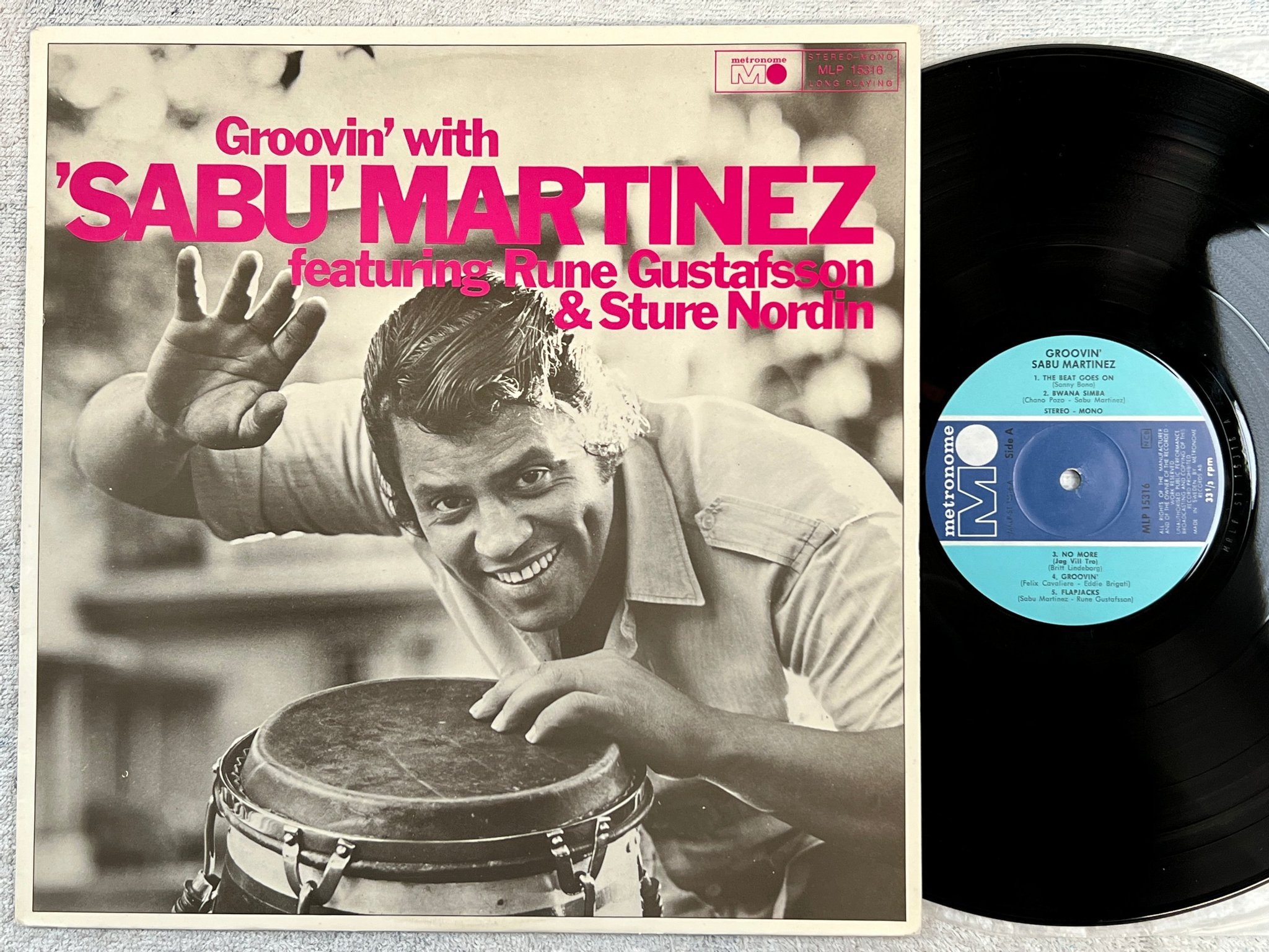 Omslagsbild för skivan SABU MARTINEZ groovin LP -68 Swe METRONOME MLP 15316