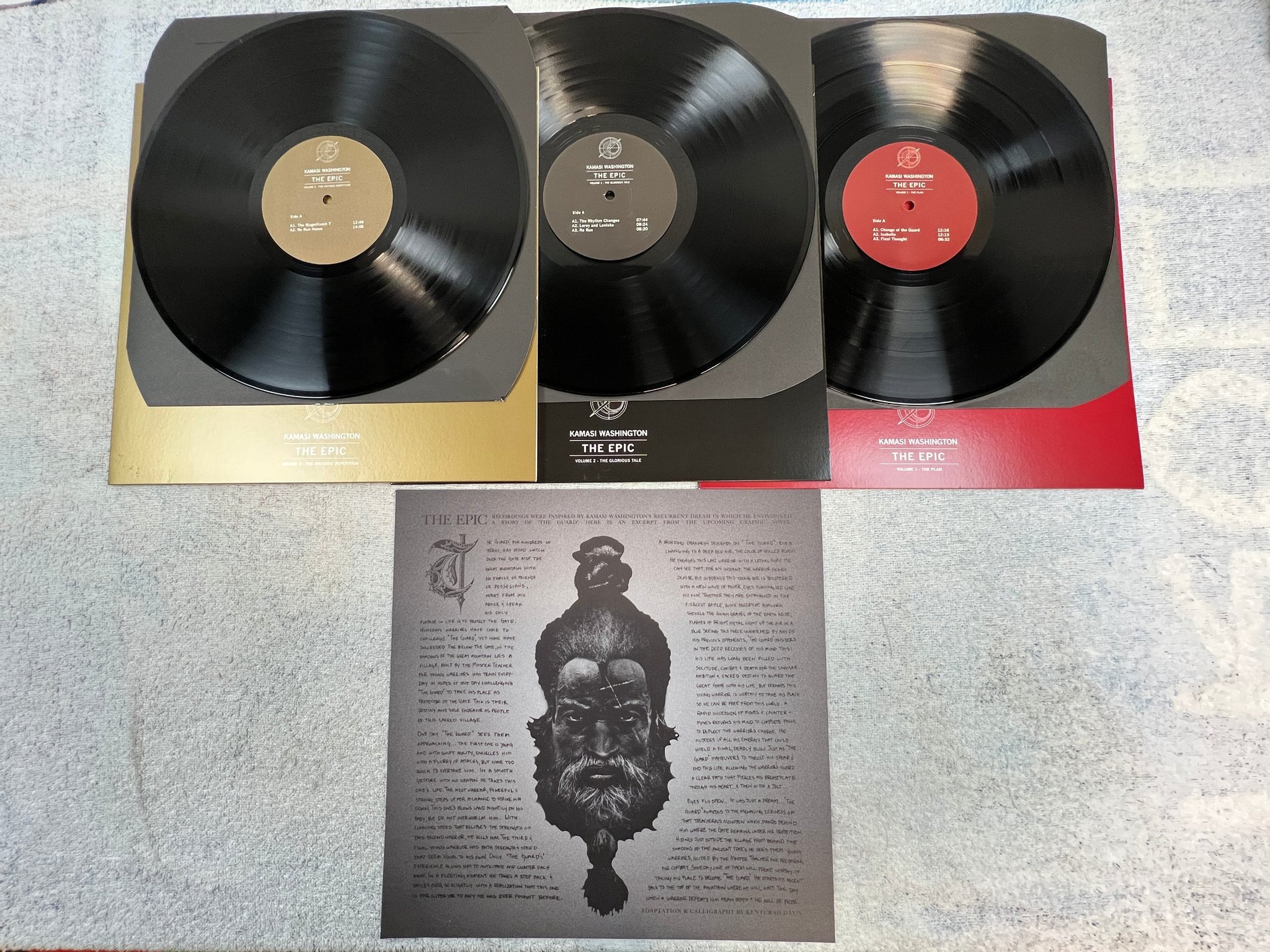 Omslagsbild för skivan KAMASI WASHINGTON the epic 3xLP box 2015 BRAINFEEDER BF050 jazz funk 