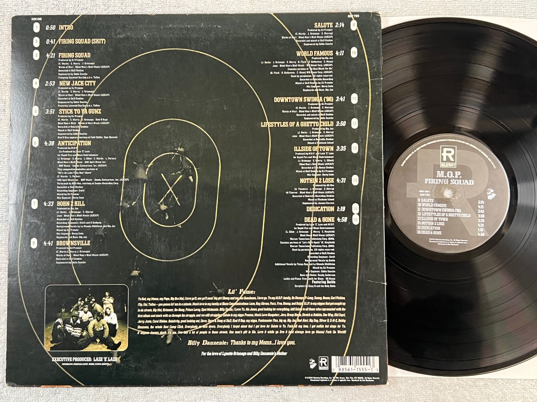 Omslagsbild för skivan M.O.P. firing squad LP -96 US RELATIVITY 88561-1555-1