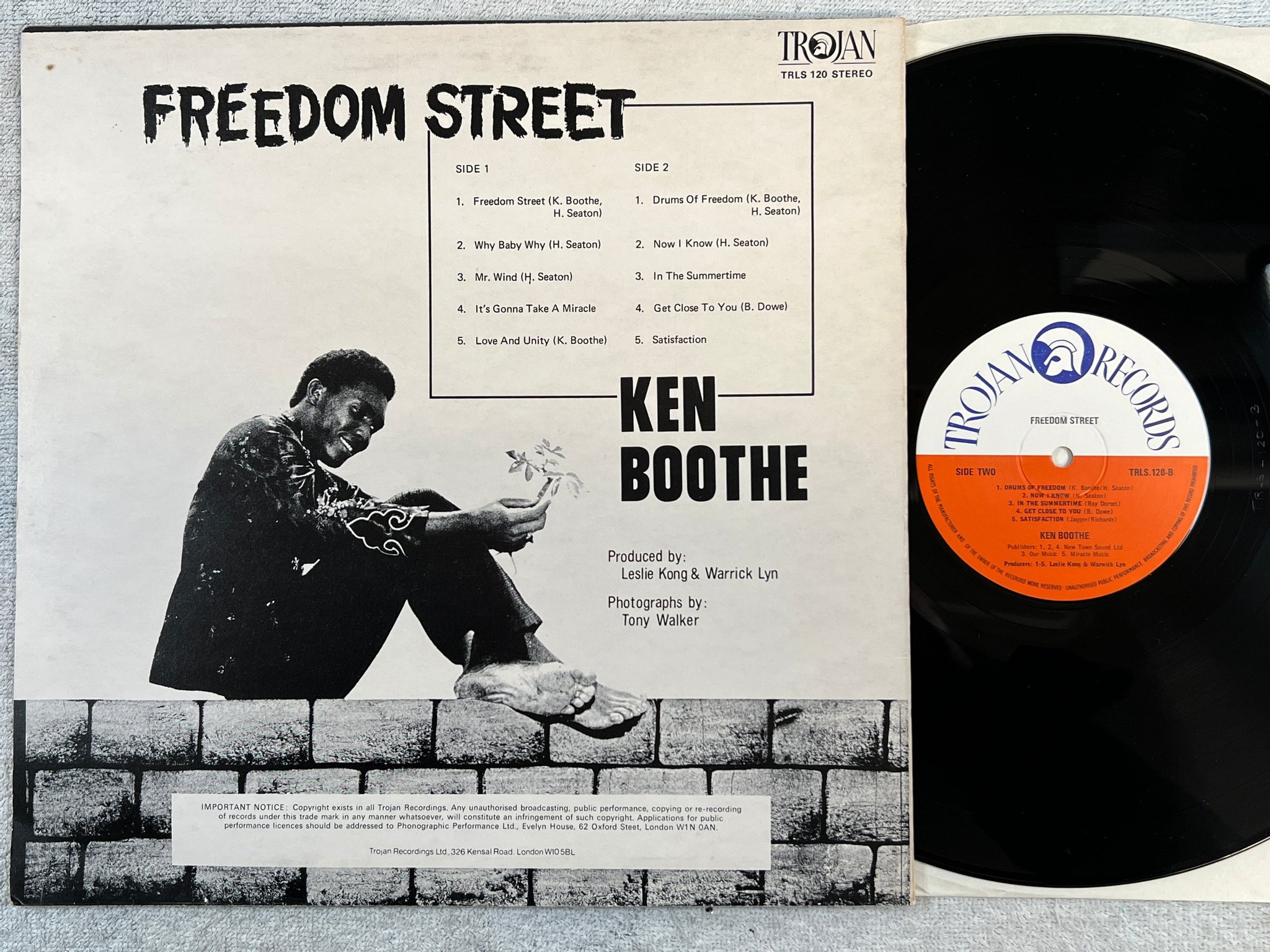 Omslagsbild för skivan KEN BOOTHE freedom street LP -76 UK TROJAN TRLS 120