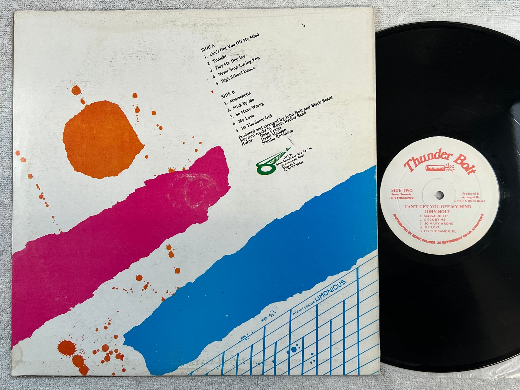 Omslagsbild för skivan JOHN HOLT can't get you off my mind LP Jamaica THUNDER BOLT 