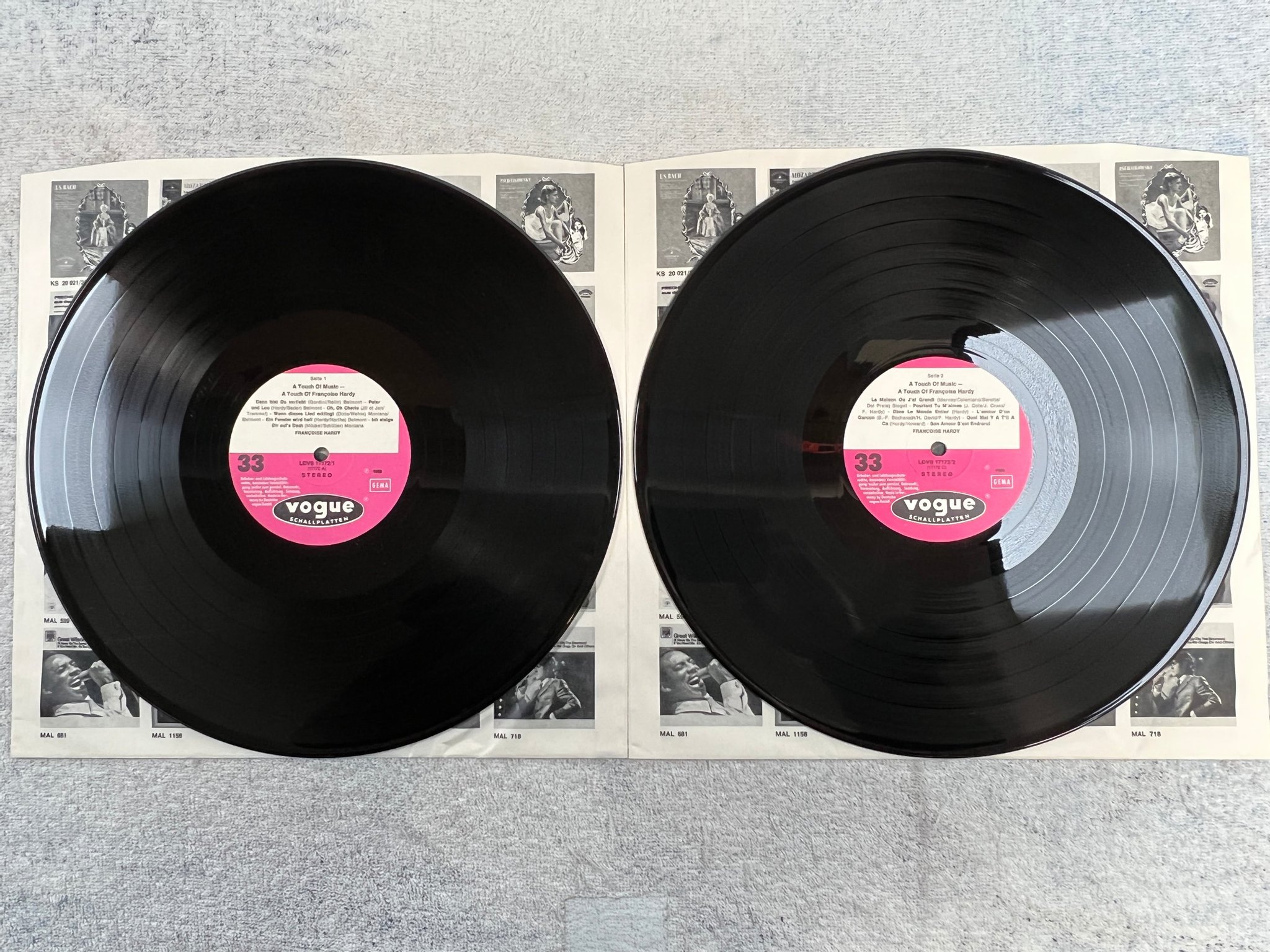 Omslagsbild för skivan FRANCOISE HARDY a touch of music.. 2xLP -69 Ger VOGUE LDVS 17172/1?