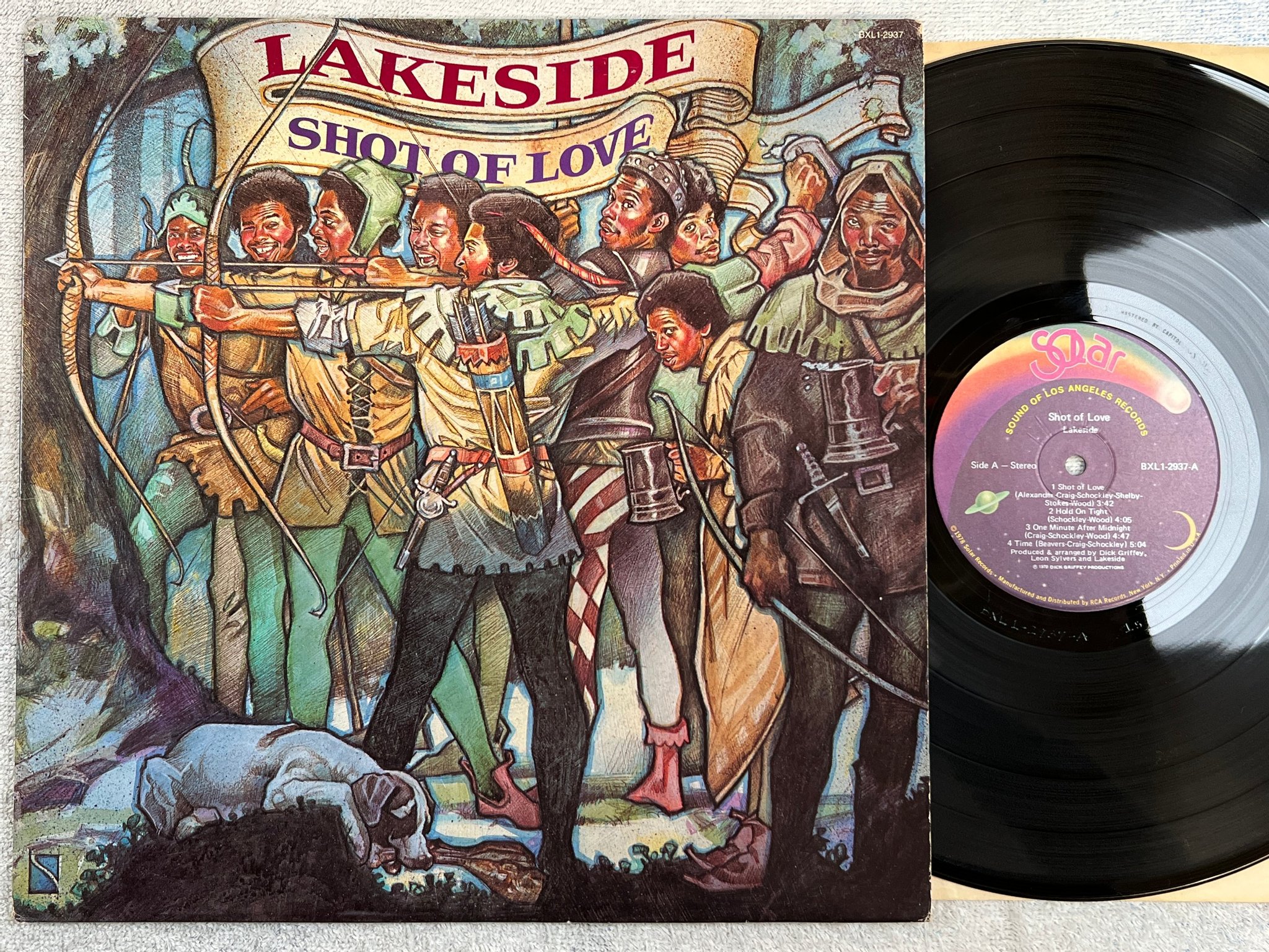 Omslagsbild för skivan LAKESIDE shot of love LP -78 US SOLAR BXL1-2937