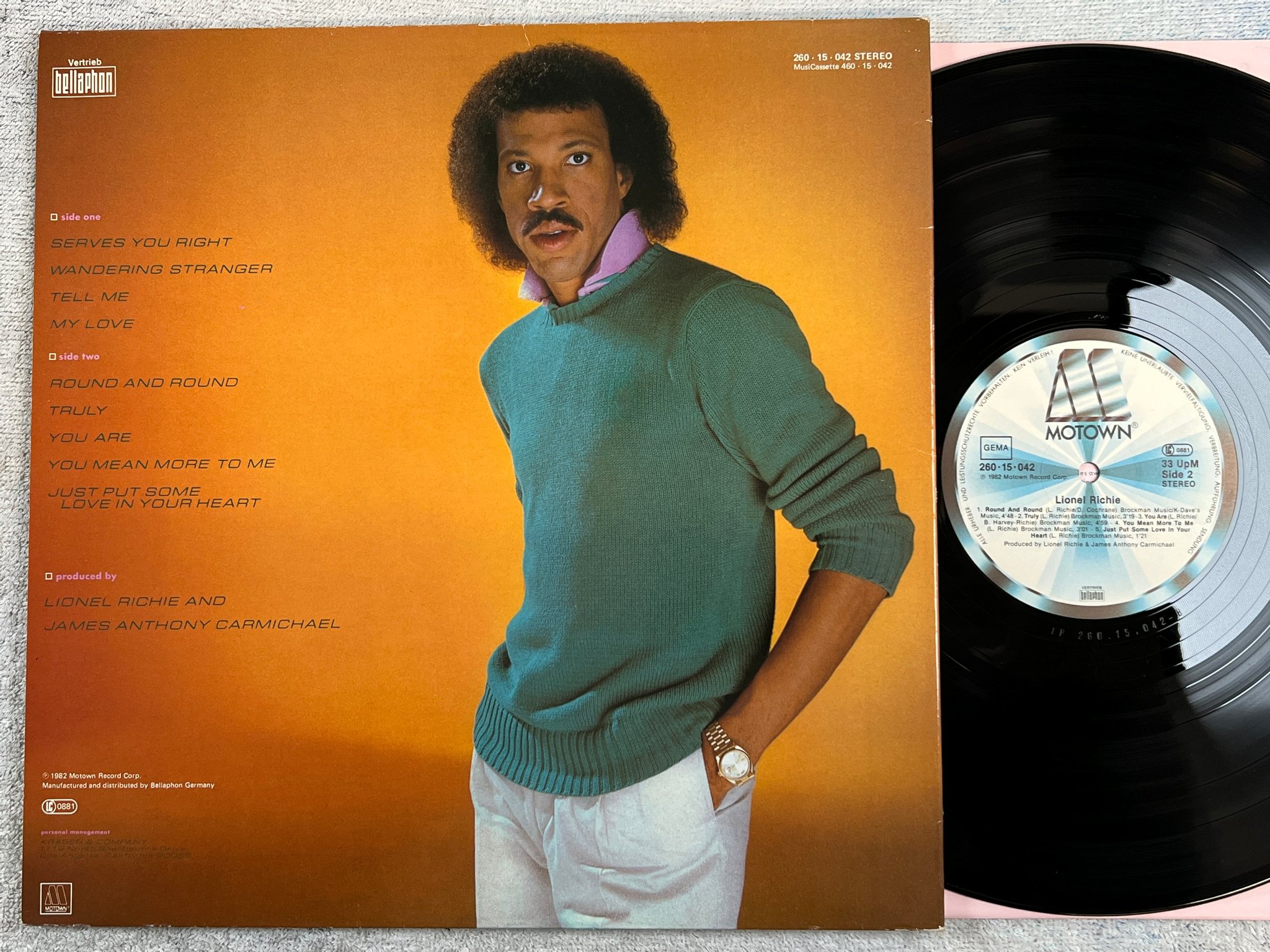 Omslagsbild för skivan LIONEL RICHIE s/t LP -82 Ger MOTOWN 260 15 042
