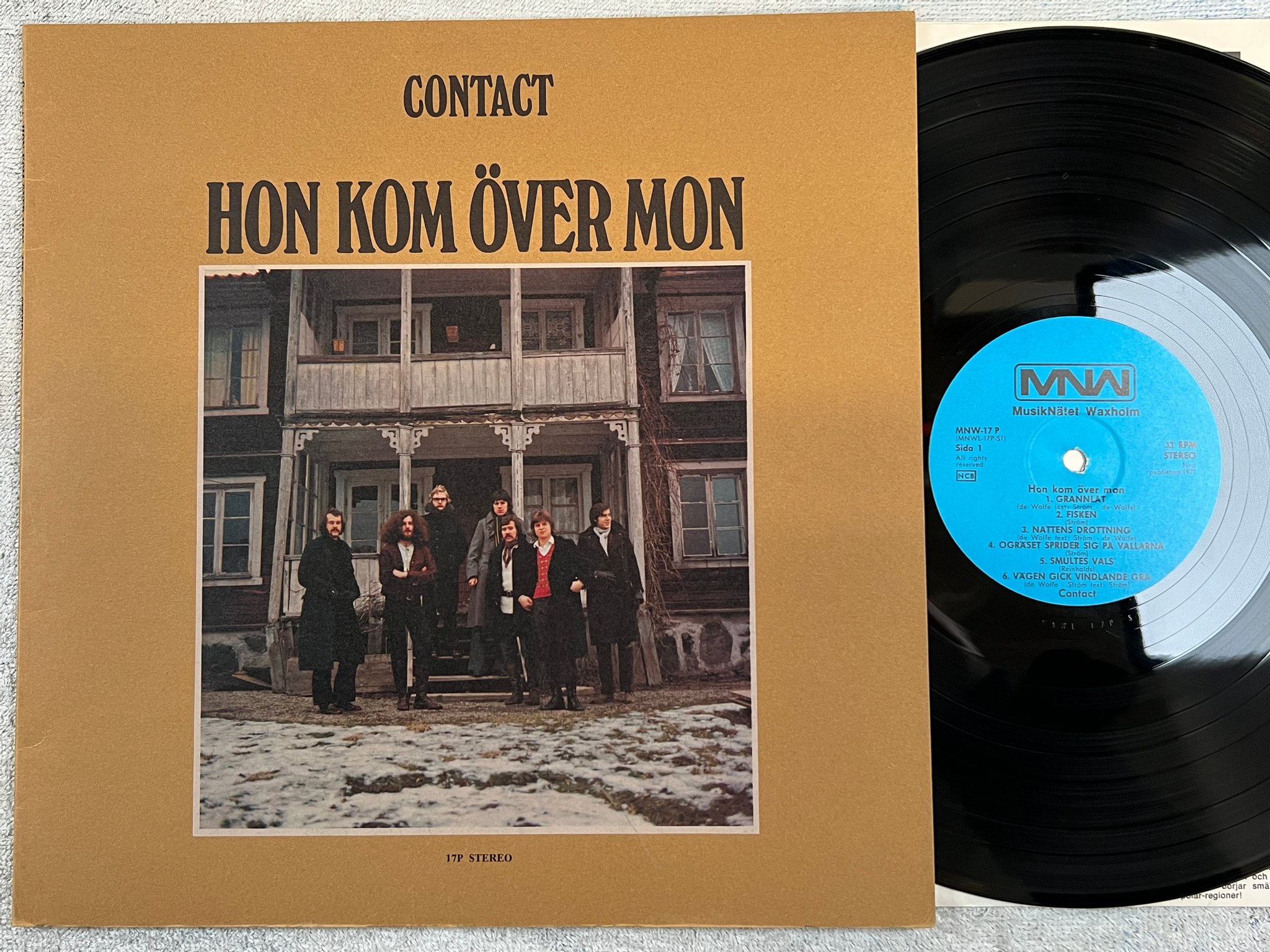 Omslagsbild för skivan CONTACT hon kom över mon LP Swe MNW 17P 