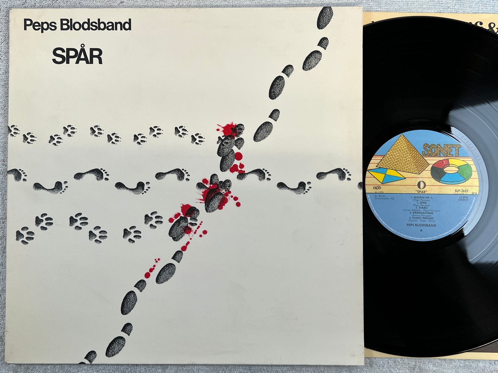 Omslagsbild för skivan PEPS BLODSBAND spår LP -78 SONET SLP 2625