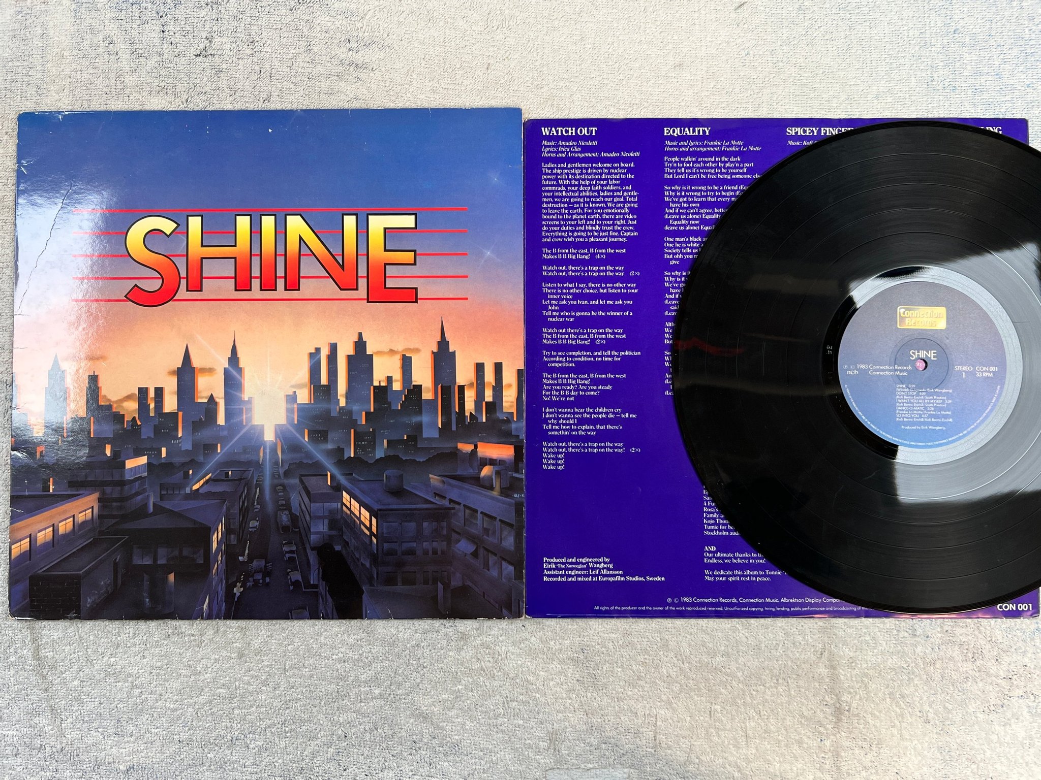 Omslagsbild för skivan SHINE s/t LP -83 Swe CONNECTION CON 001 the best swedish boogie album !!!