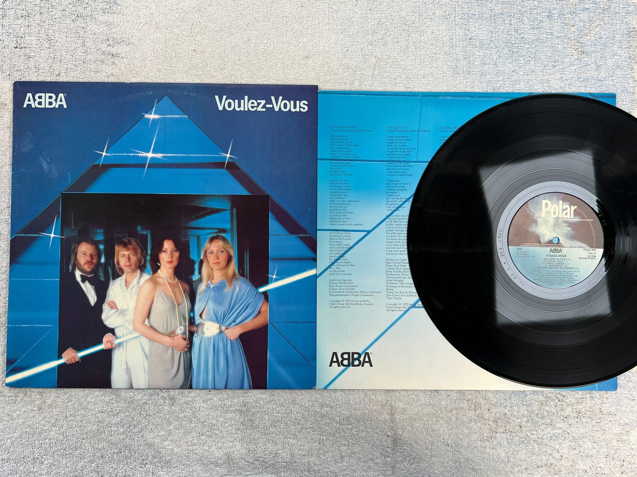 Omslagsbild för skivan ABBA voulez-vous LP -79 POLAR POLS 292