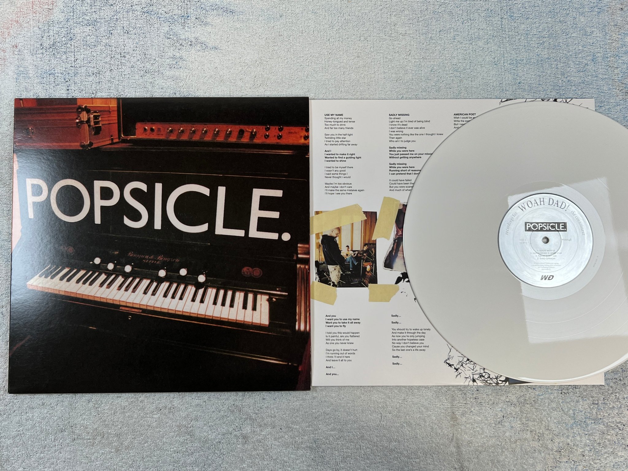 Omslagsbild för skivan POPSICLE s/t LP -96/2018 WOAH DAD! WOAH148 white vinyl