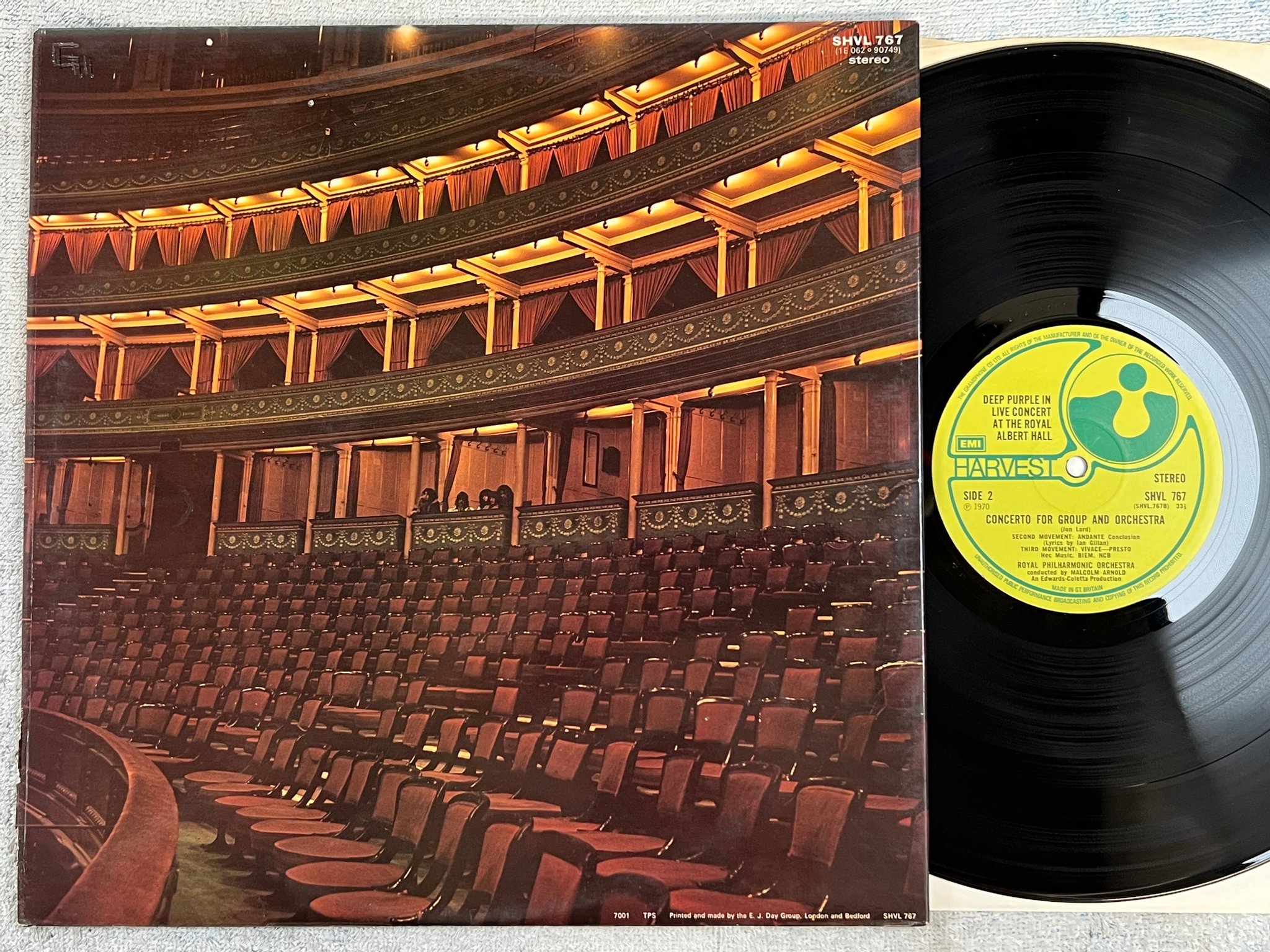 Omslagsbild för skivan DEEP PURPLE Concerto For Group And Orchestra LP -70 UK HARVEST SHVL 767