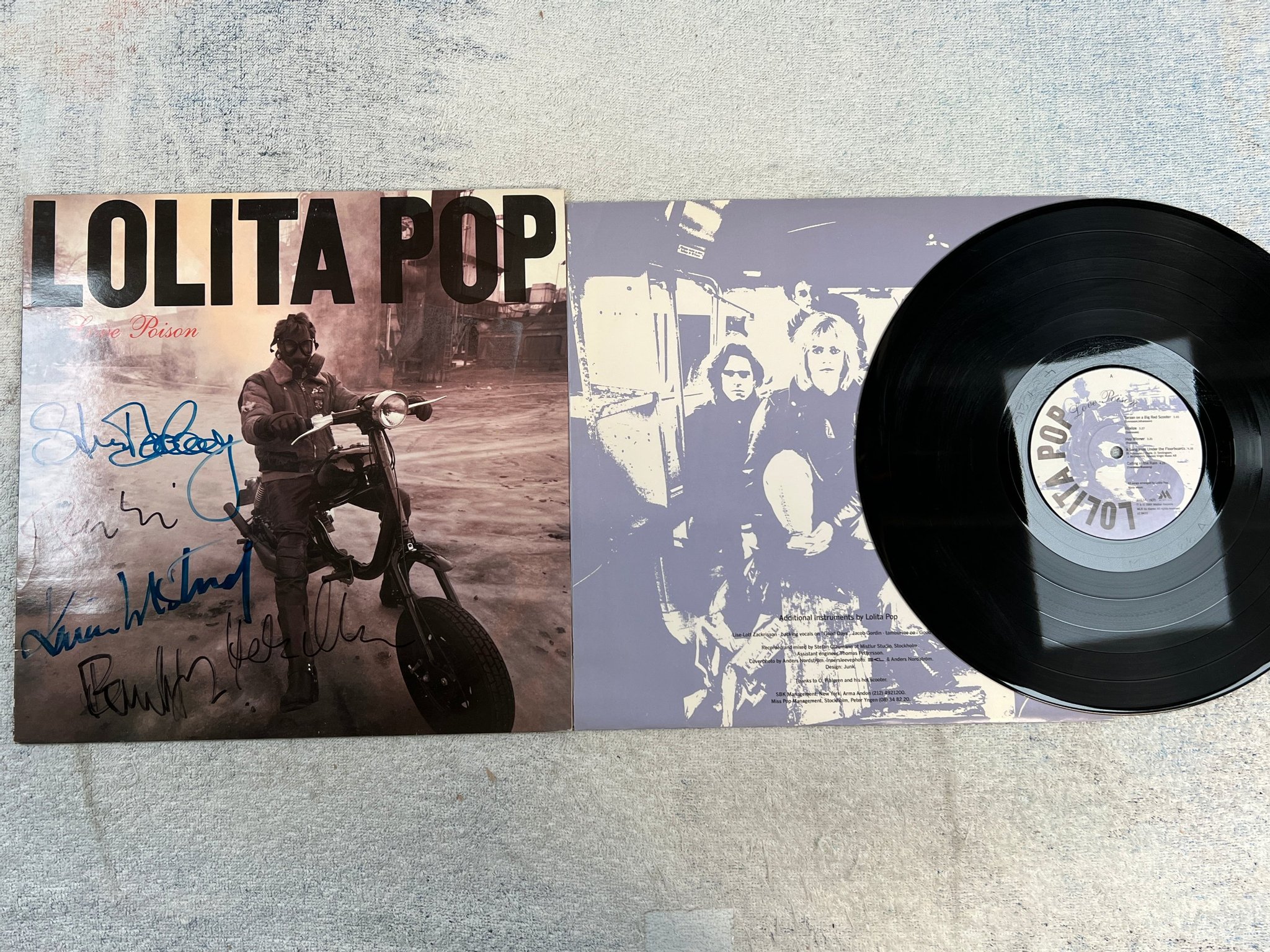 Omslagsbild för skivan LOLITA POP love poison LP -89 MISTLUR MLR 66 autographs ! ! ! 