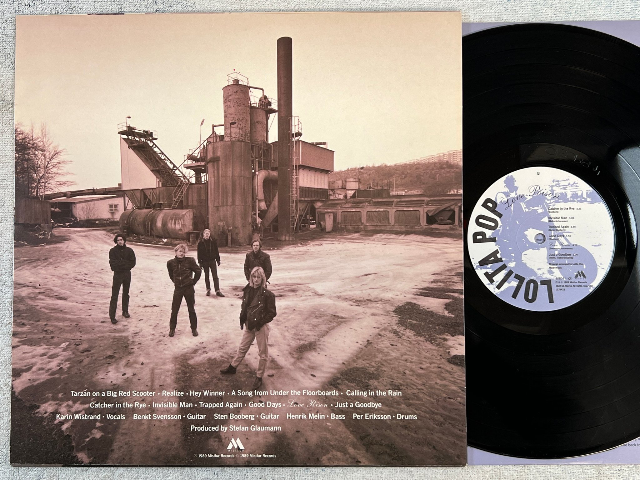 Omslagsbild för skivan LOLITA POP love poison LP -89 MISTLUR MLR 66 autographs ! ! ! 