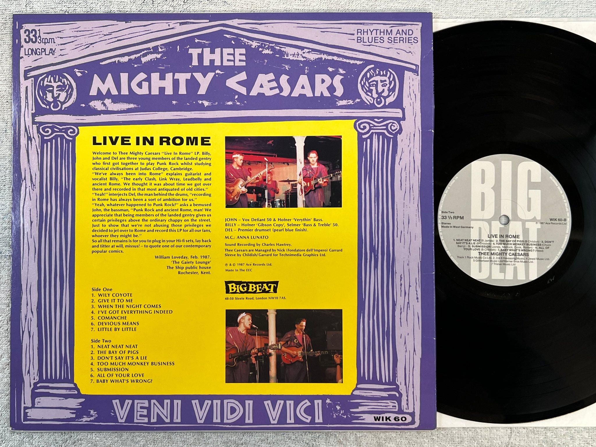 Omslagsbild för skivan THEE MIGHTY CAESARS live in Rome LP -87 Ger BIG BEAT WIK 60