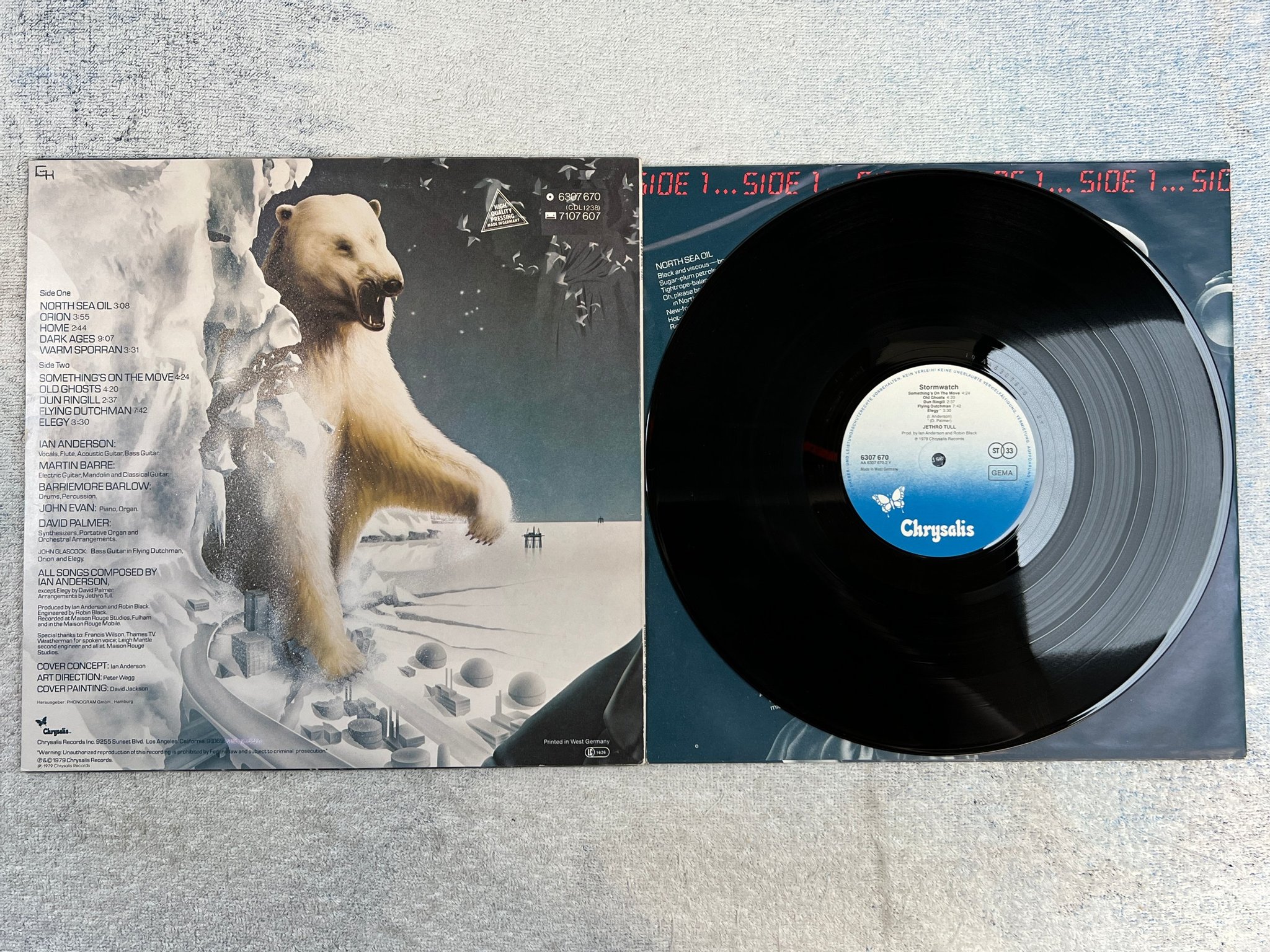 Omslagsbild för skivan JETHRO TULL stormwatch LP -79 Ger CHRYSALIS 6307 670