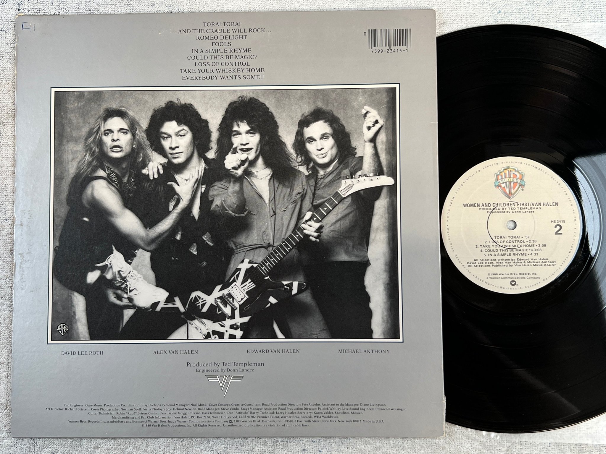 Omslagsbild för skivan VAN HALEN woman and children first LP -80 WARNER BROS HS 3415 w/ poster