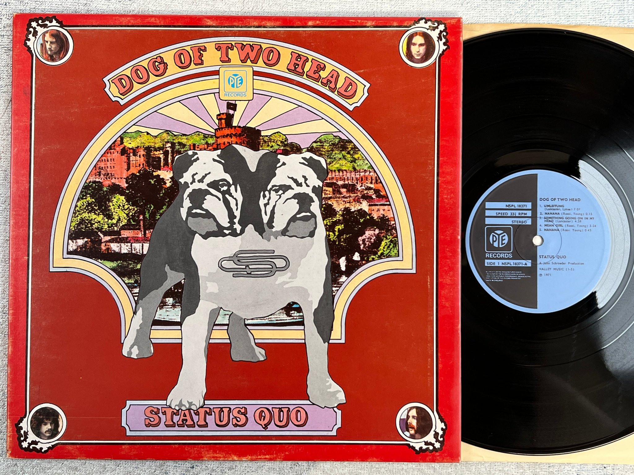 Omslagsbild för skivan STATUS QUO dog of two head LP -71 UK PYE NSPL 18371