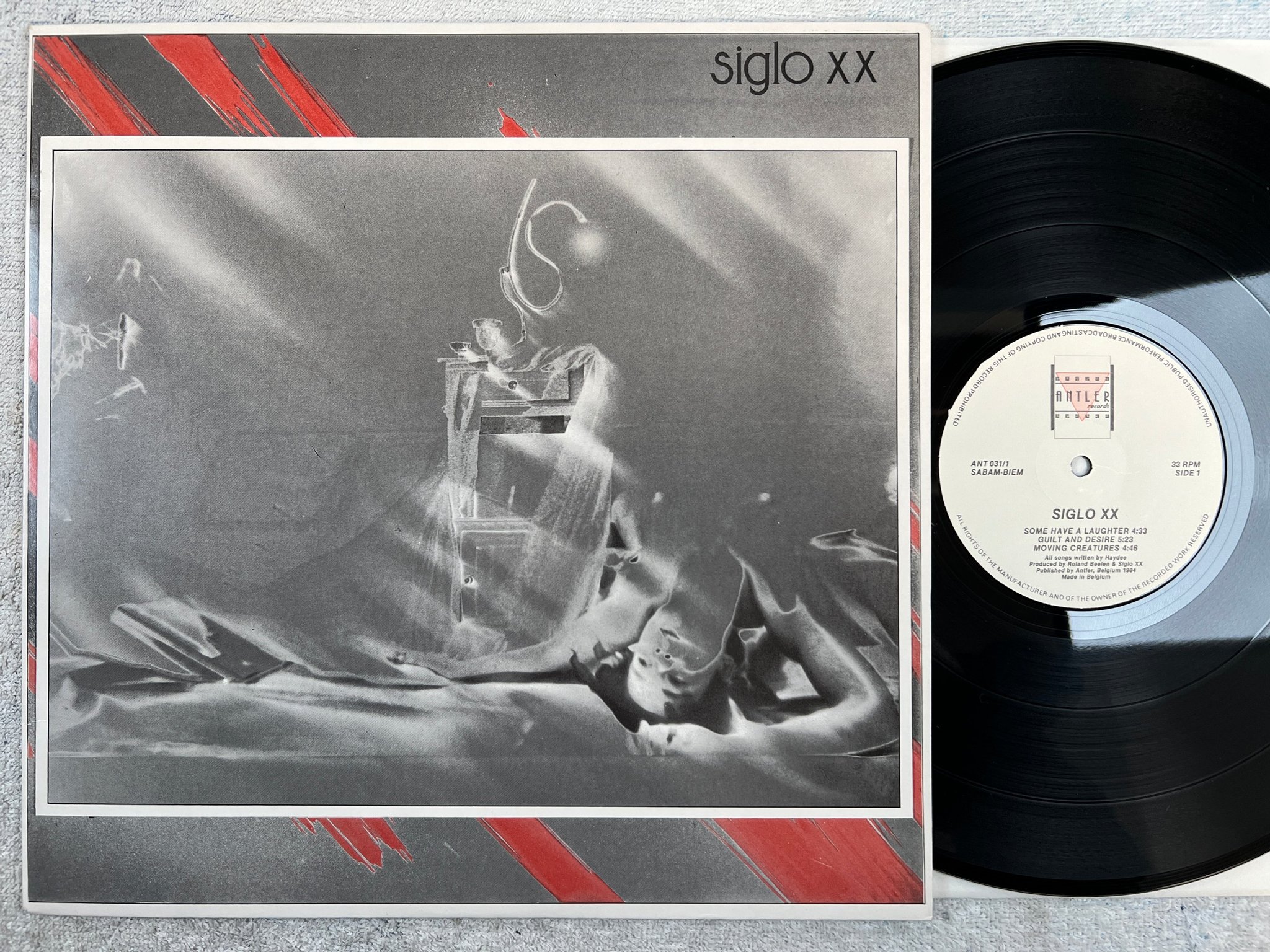 Omslagsbild för skivan SIGLO XX Studio Sides LP mini-album -84 Belgium ANTLER 0311 darkwave