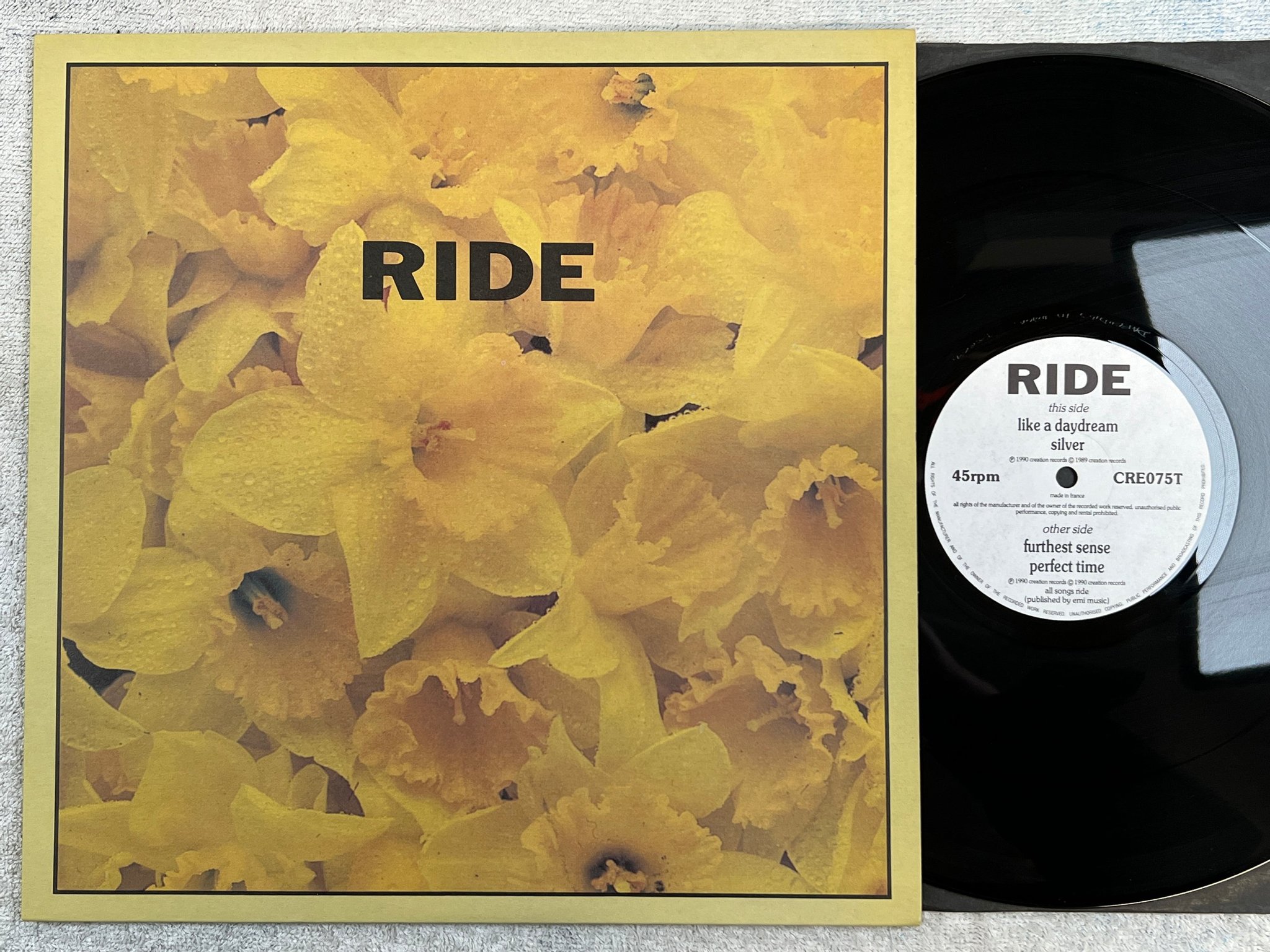 Omslagsbild för skivan RIDE play 12"EP -90 UK  CREATION cre075t