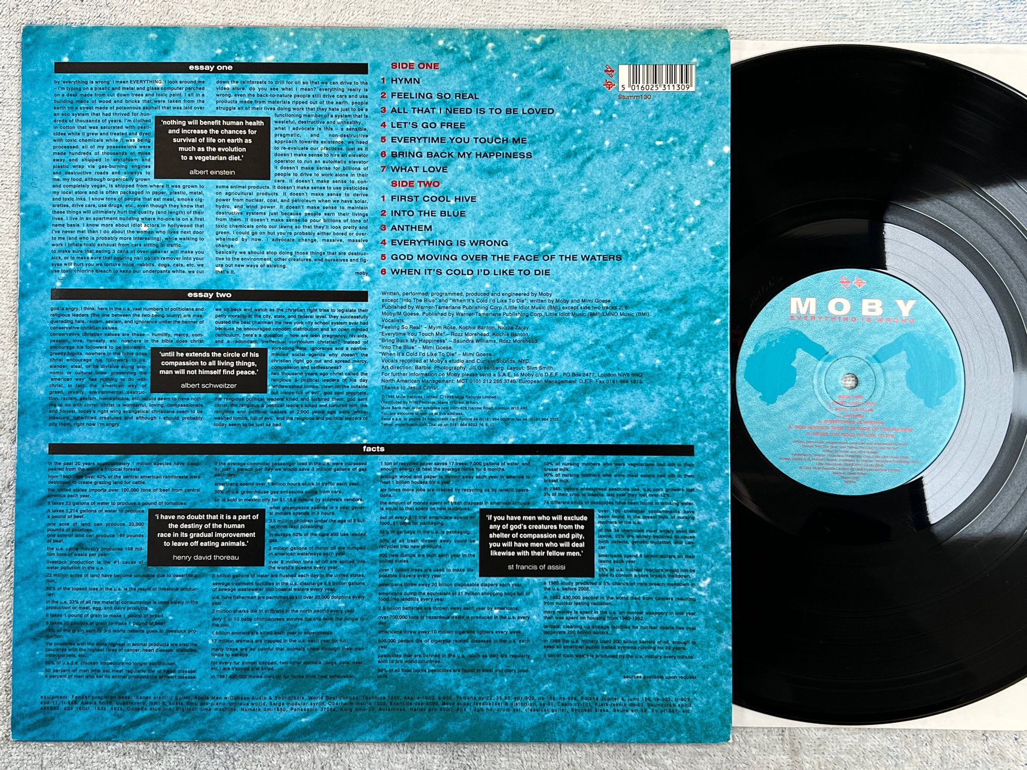 Omslagsbild för skivan MOBY Everything Is Wrong LP -95 UK mute stumm 130 electronic / house