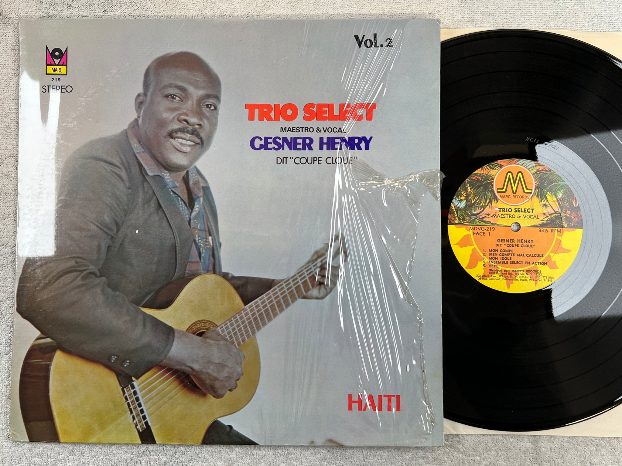 Omslagsbild för skivan TRIO SELECT & GESNER HENRY Haiti Vol 2 LP HAITI MARC MDGV 219 