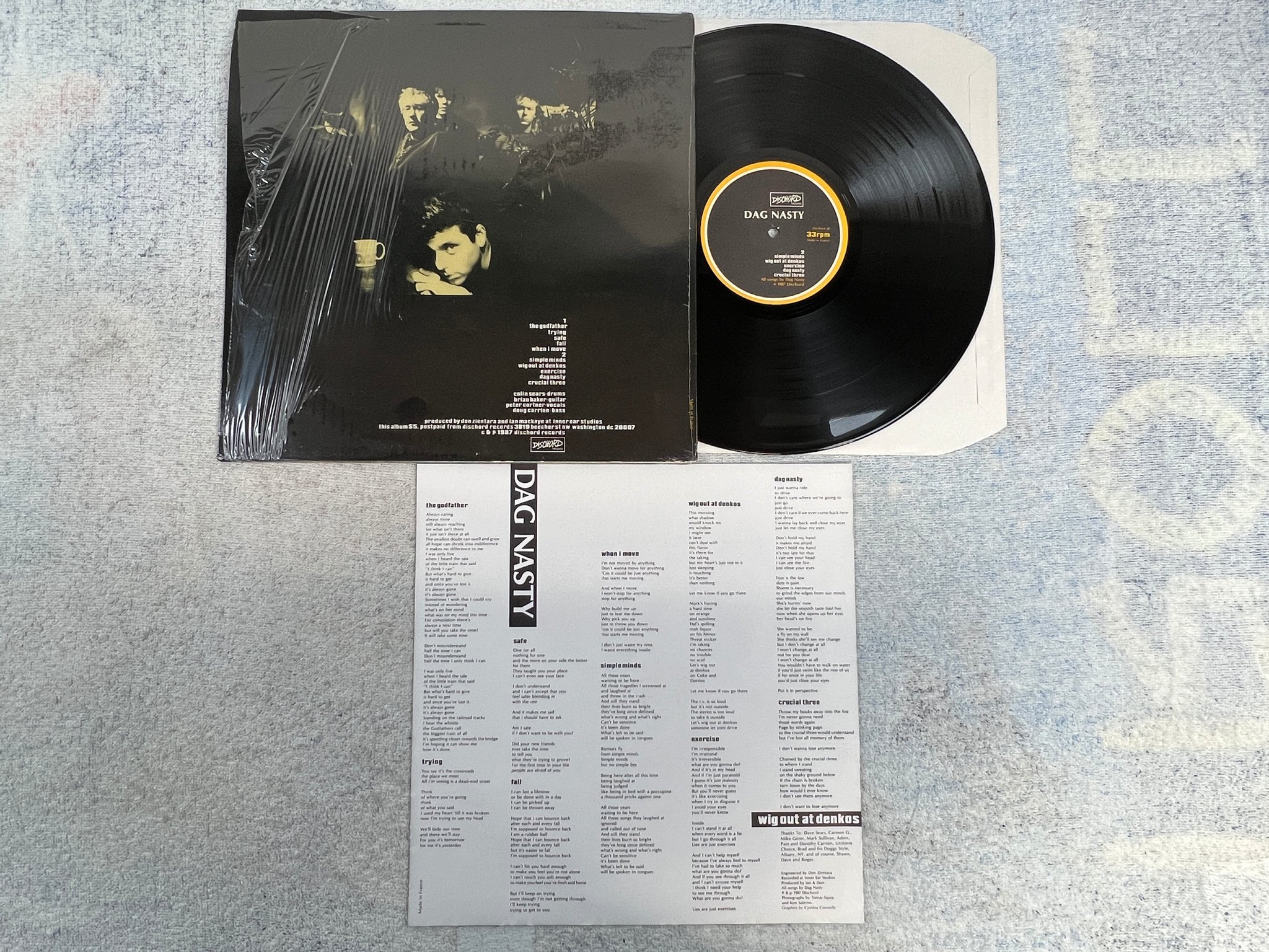 Omslagsbild för skivan DAG NASTY Wig Out At Denkos LP -87 US Dischord Records 26 PUNK