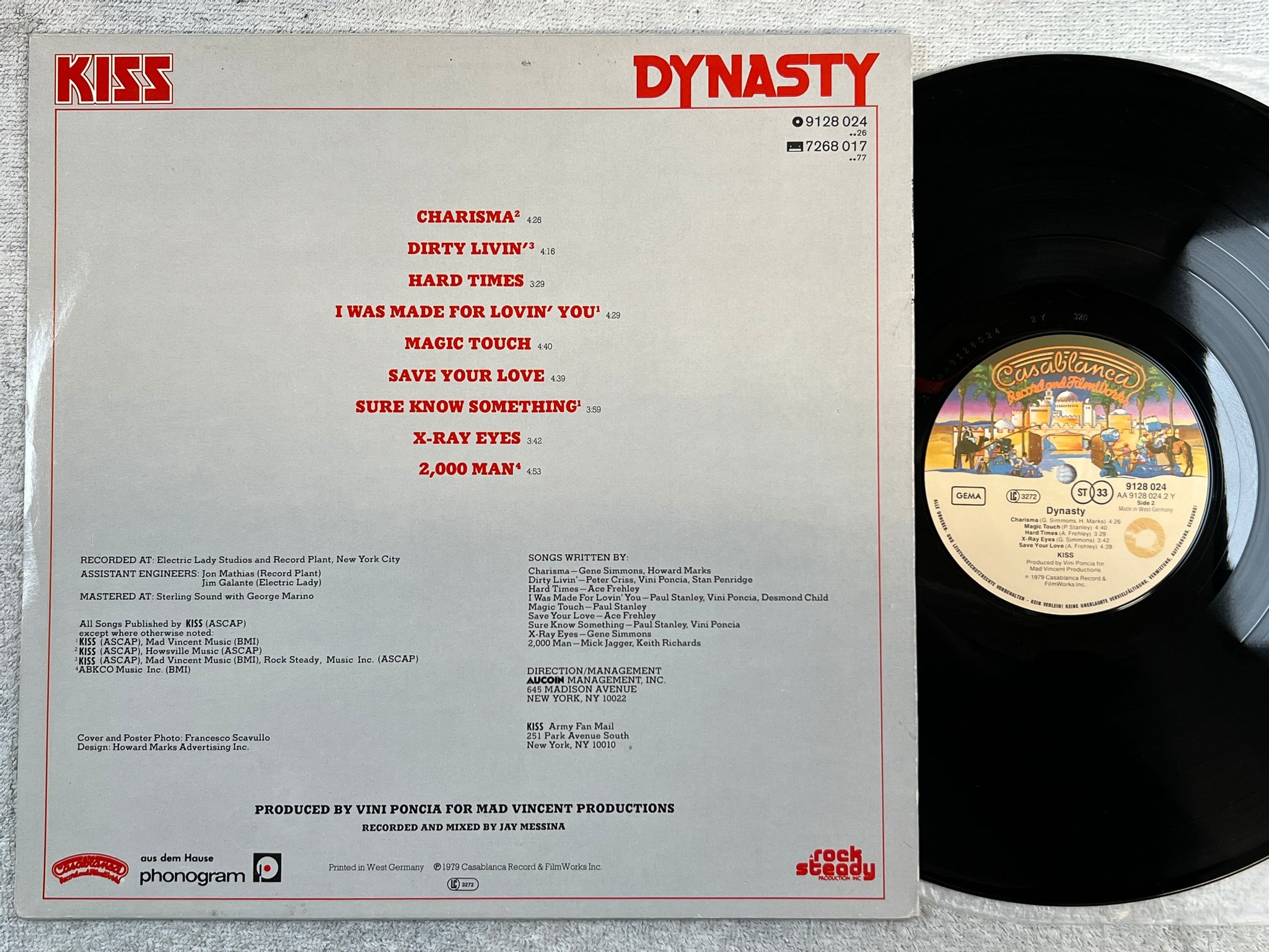 Omslagsbild för skivan KISS dynasty LP Ger CASABLANCA 9128 024