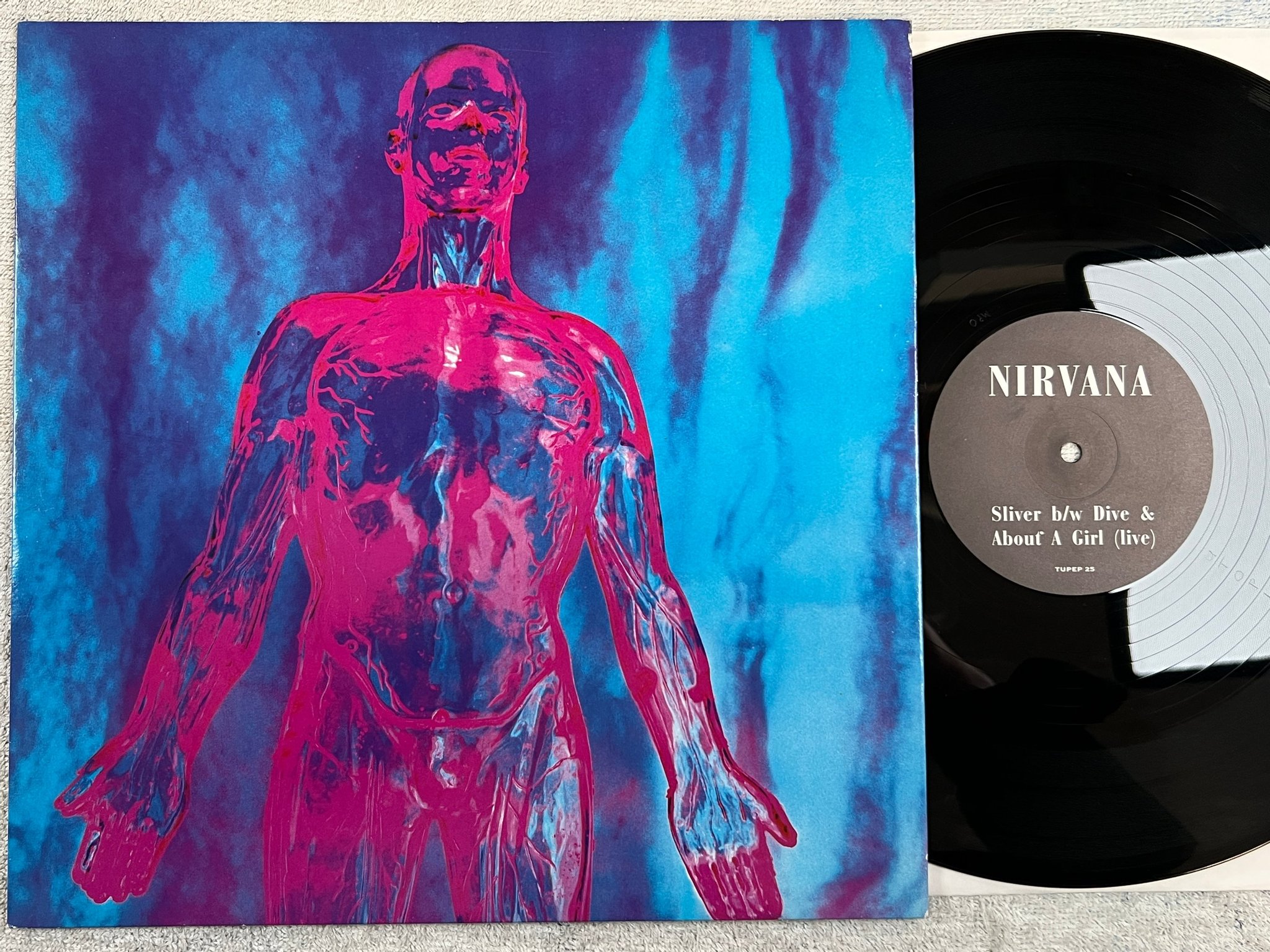 Omslagsbild för skivan NIRVANA Sliver 12"single -91 UK TUPELO TUPEP 25 grunge