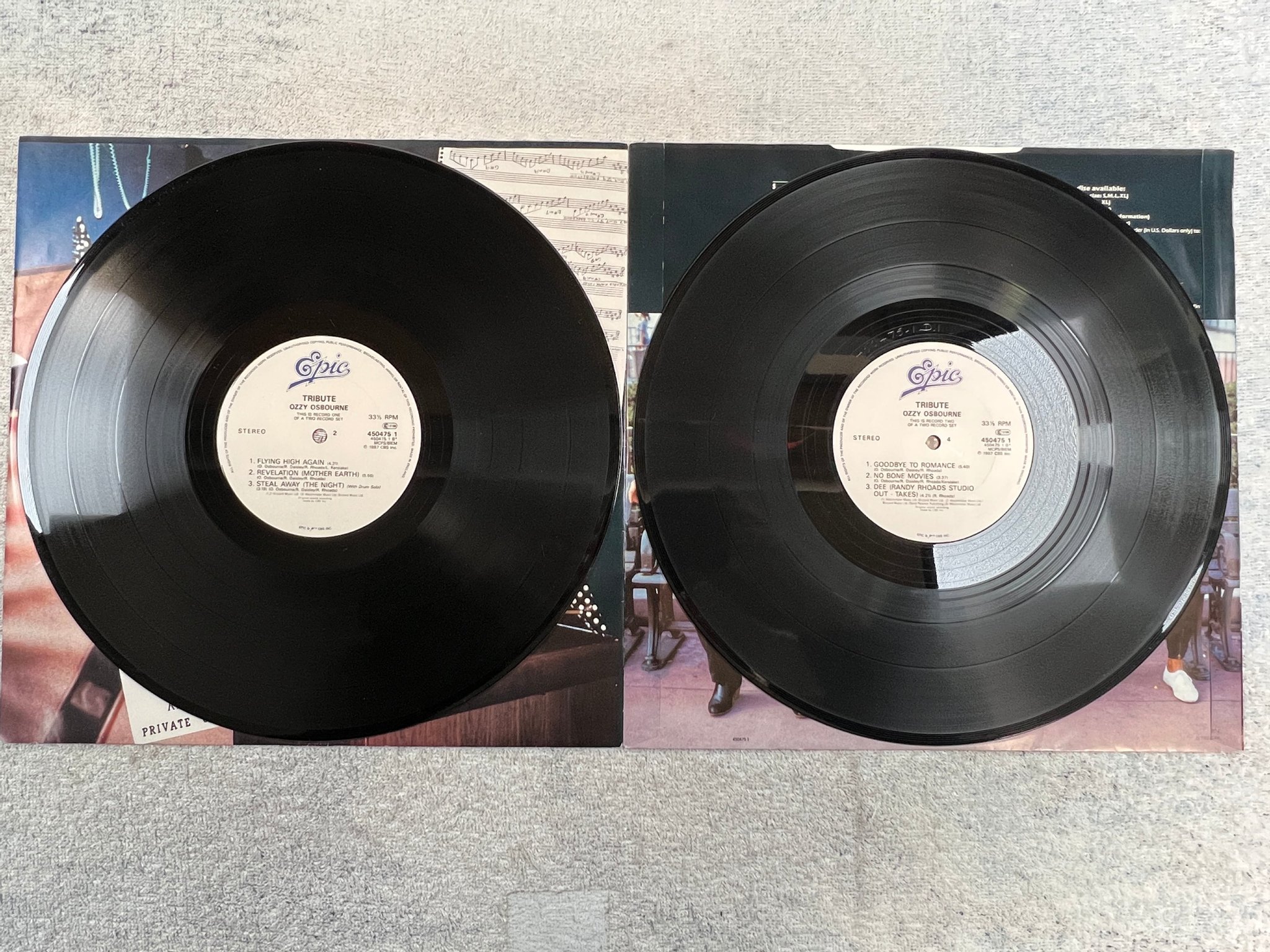 Omslagsbild för skivan OZZY OSBOURNE / RANDY RHOADS Tribute 2xLP -87 EPIC 4504751