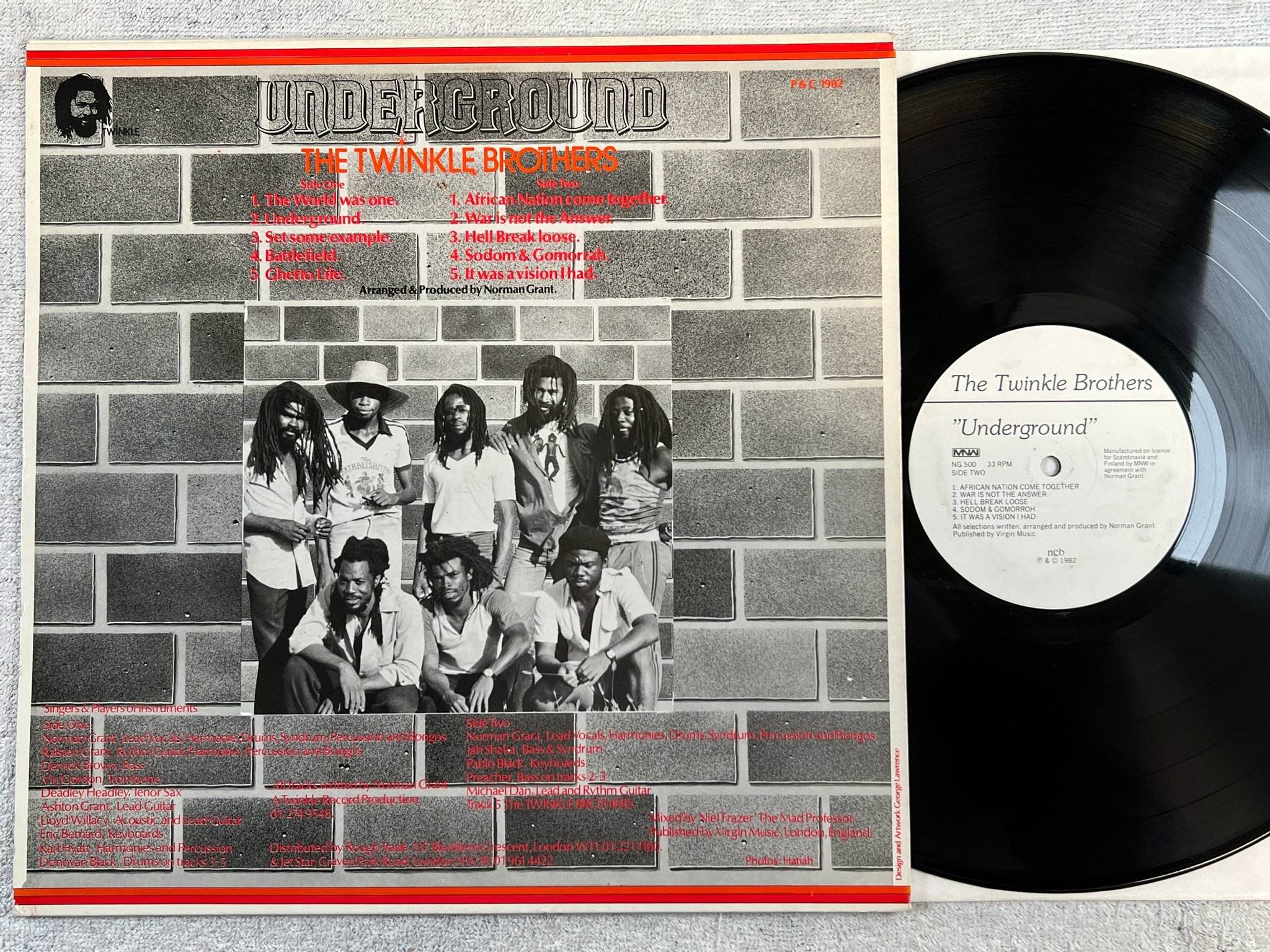 Omslagsbild för skivan THE TWINKLE BROTHERS underground LP -82 Swe MNW NG 500 reggae