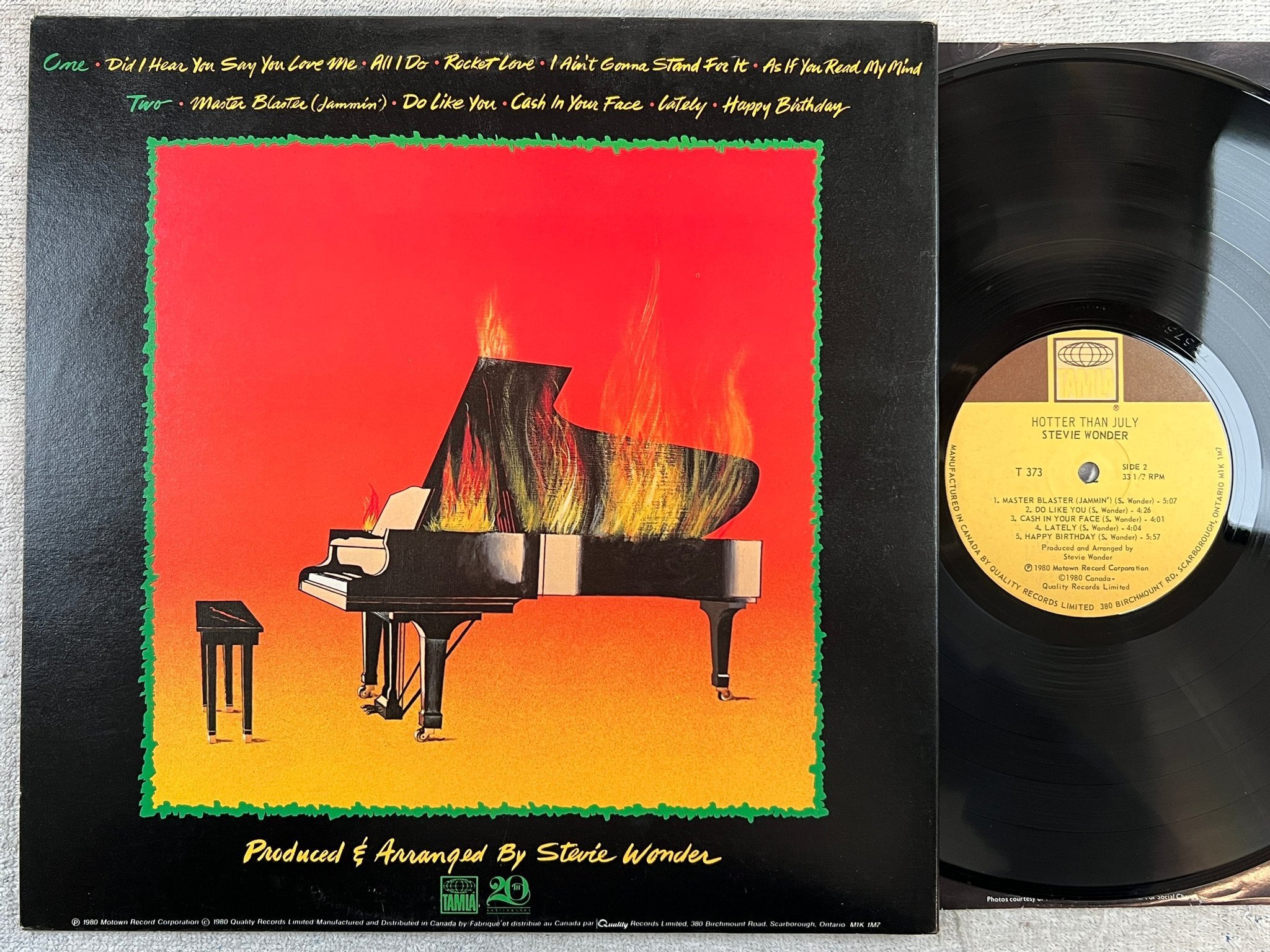 Omslagsbild för skivan STEVIE WONDER Hotter Than July LP -80 Can tamla T 373