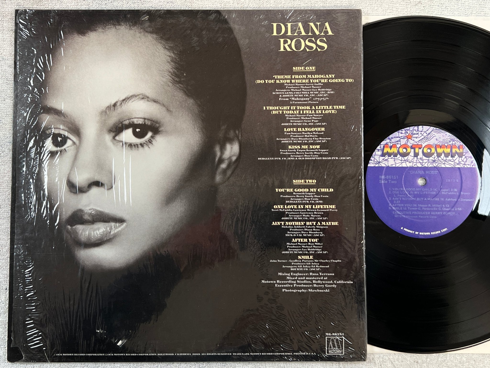 Omslagsbild för skivan DIANA ROSS s/t LP  -76 US MOTOWN M6-861S1 "love hangover"