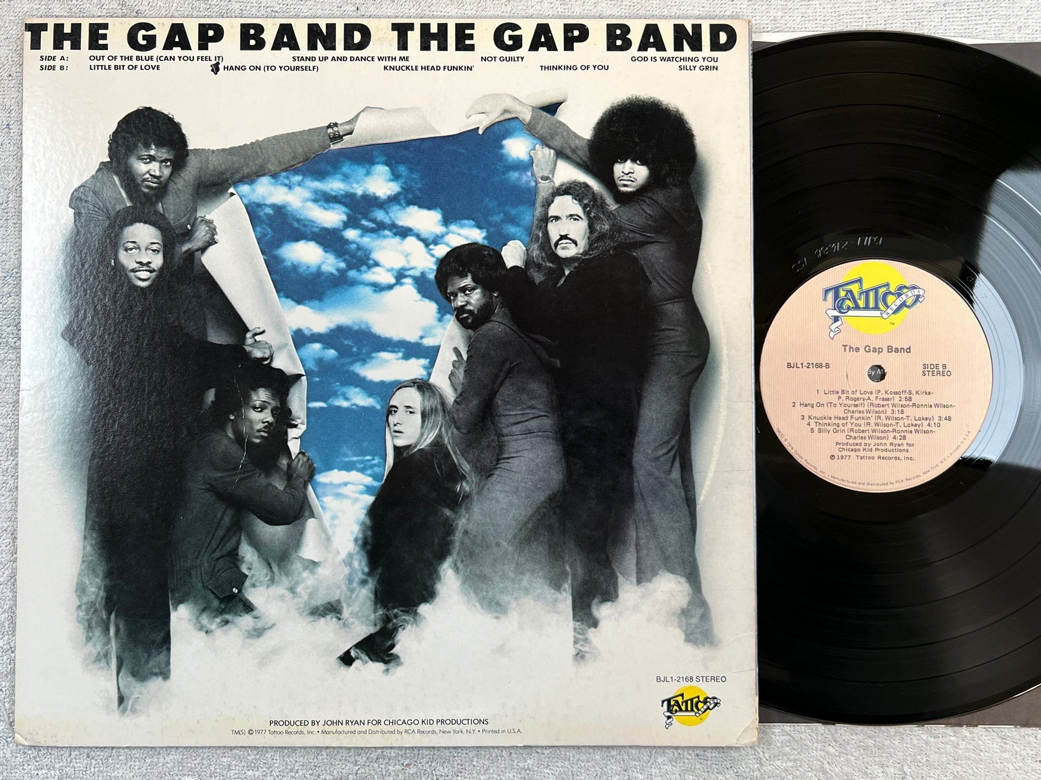 Omslagsbild för skivan THE GAP BAND s/t LP -77 US TATTOO BJL1-2168