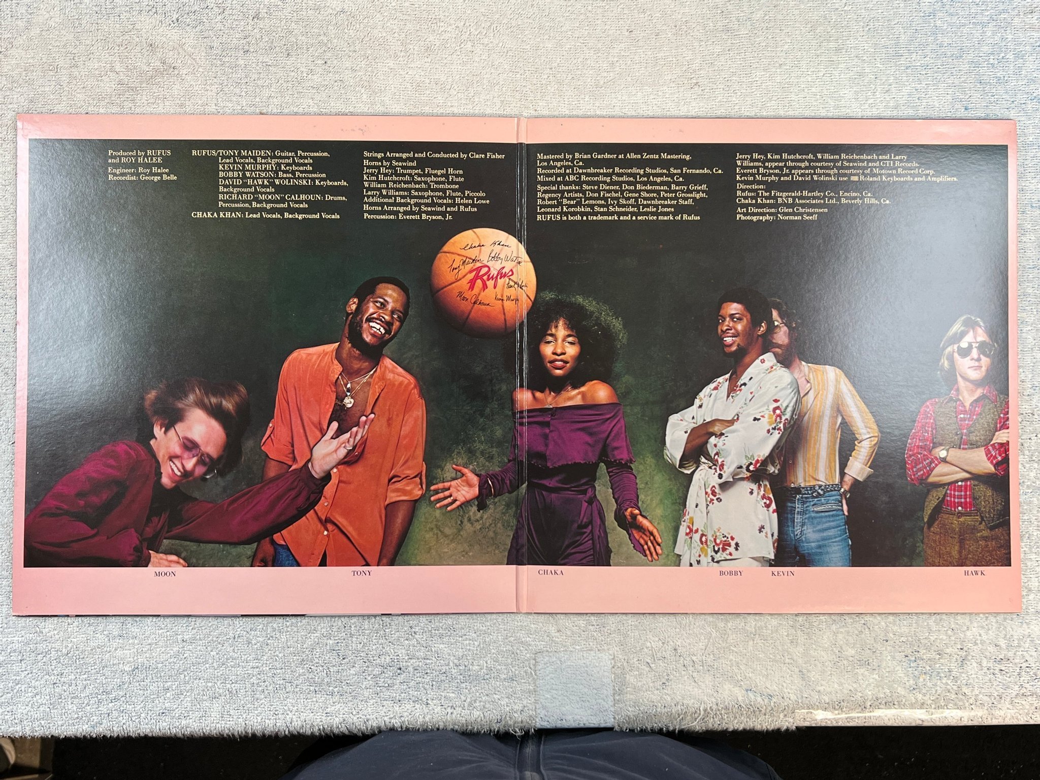 Omslagsbild för skivan RUFUS street player LP -78 US ABC AA-1049 