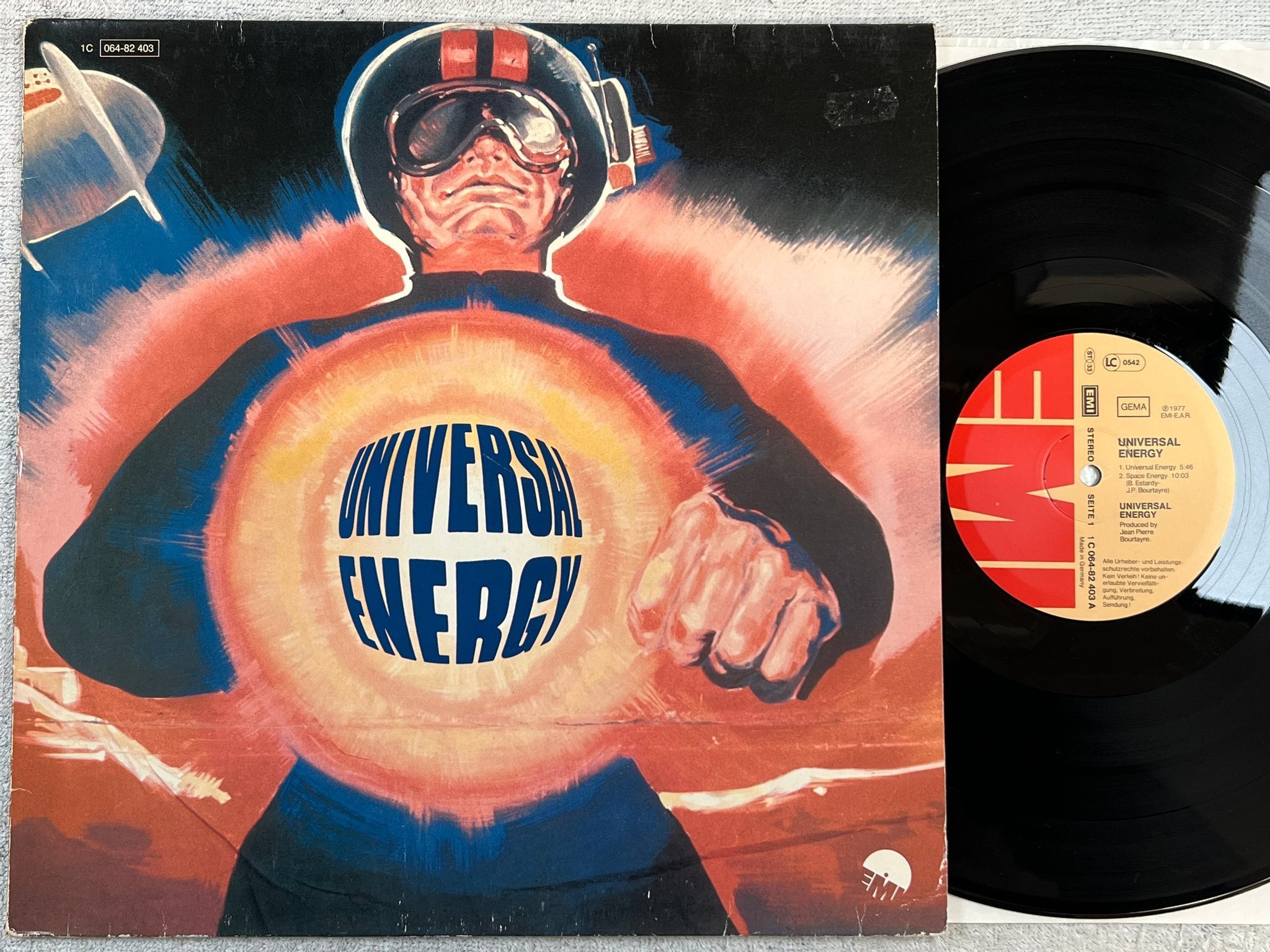 Omslagsbild för skivan UNIVERSAL ENERGY s/t LP -77 Ger EMI 1C 064-82403