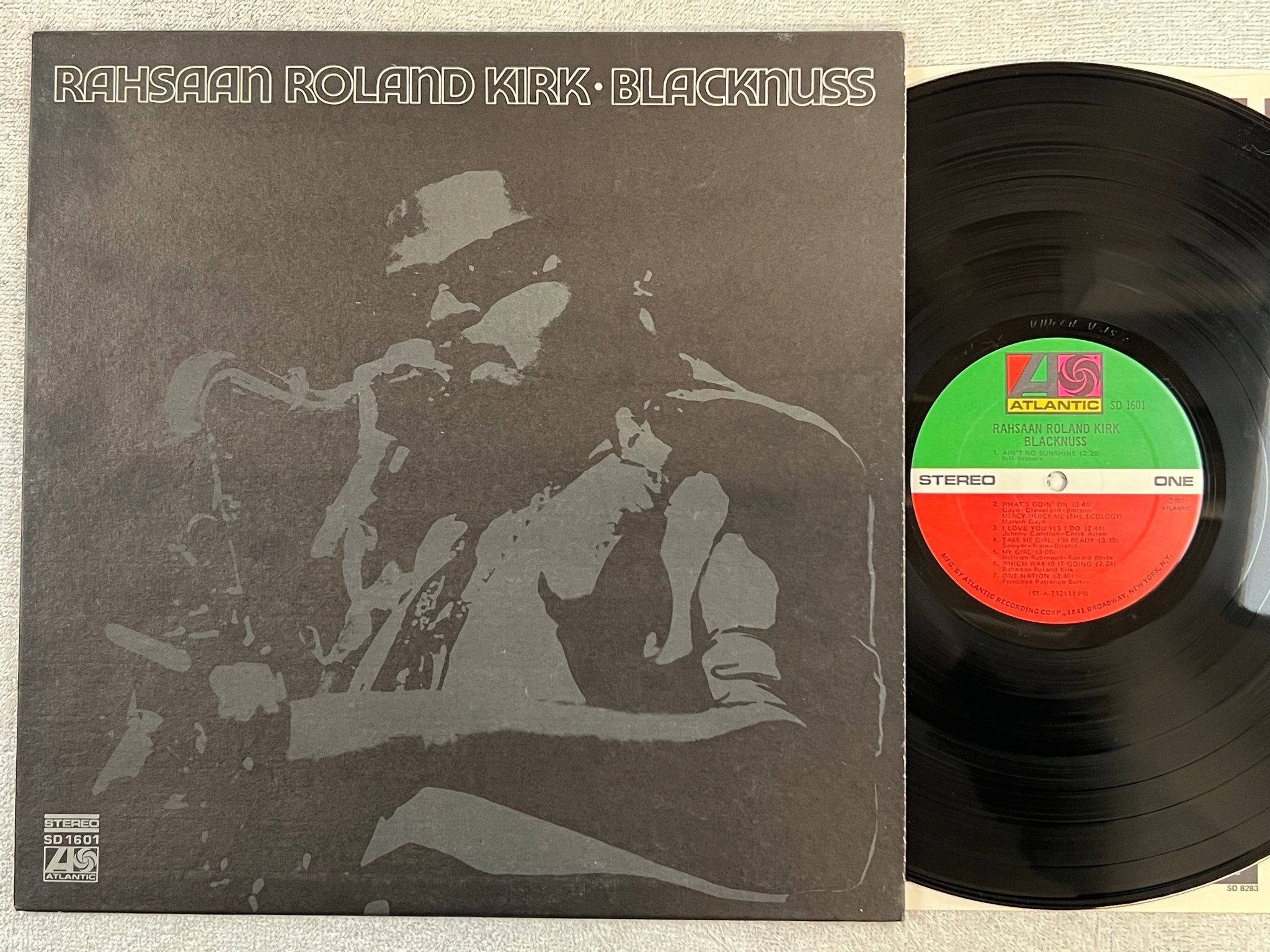 Omslagsbild för skivan RAHSAAN ROLAND KIRK blacknuss LP -72 US ATLANTIC SD 1601