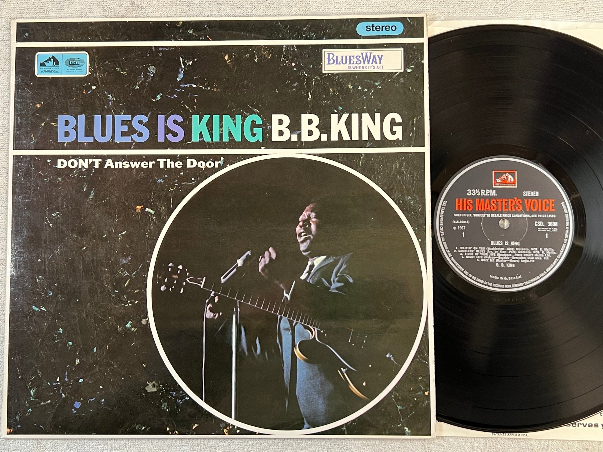Omslagsbild för skivan BB KING blues is king LP -67 UK HIS MASTER'S VOICE CSD 3608
